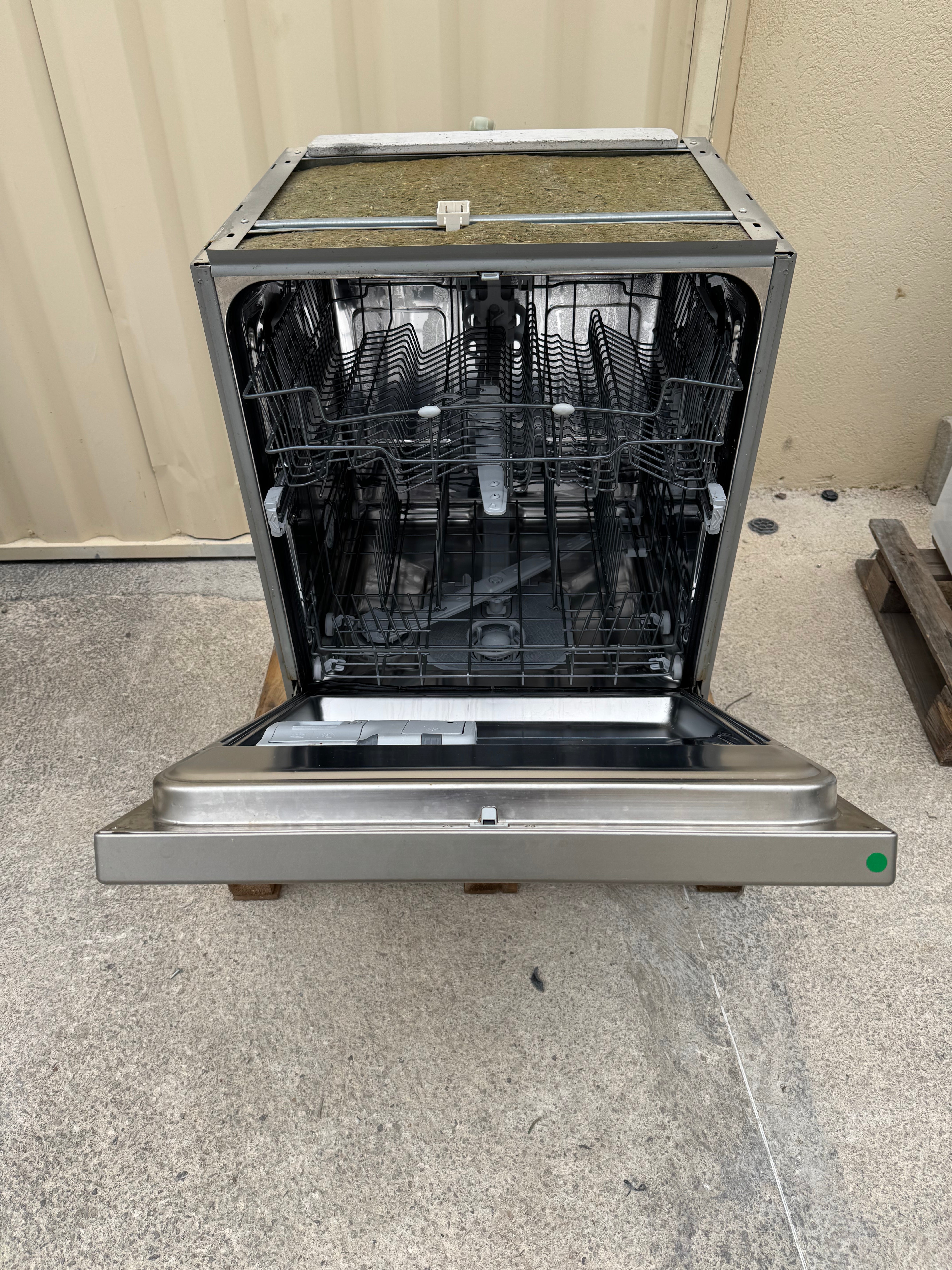 Lave-Vaisselle WHIRLPOOL 12 Couverts GARANTIE 1 AN