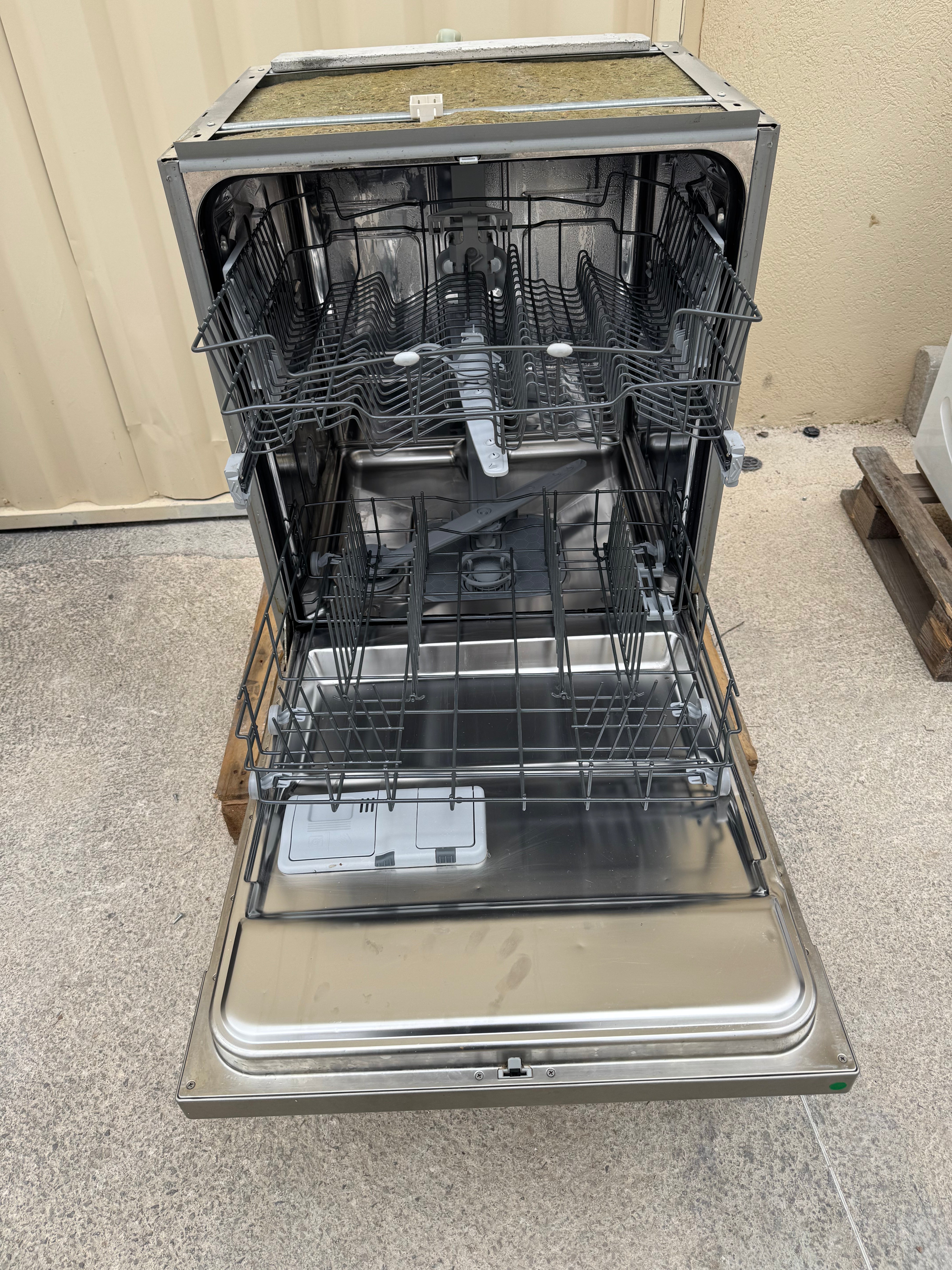 Lave-Vaisselle WHIRLPOOL 12 Couverts GARANTIE 1 AN