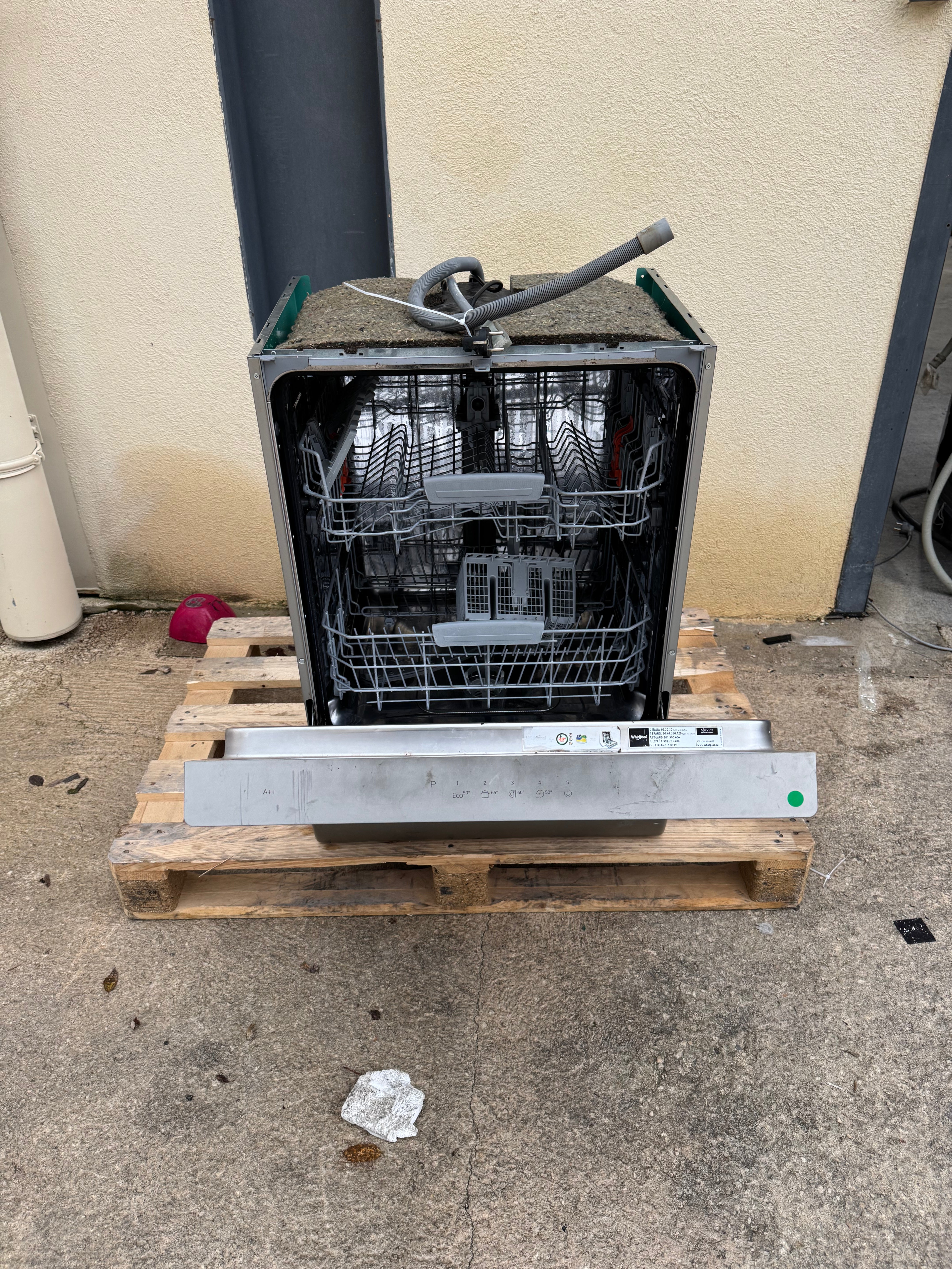 Lave-Vaisselle WHIRLPOOL 14 Couverts GARANTIE 1 AN