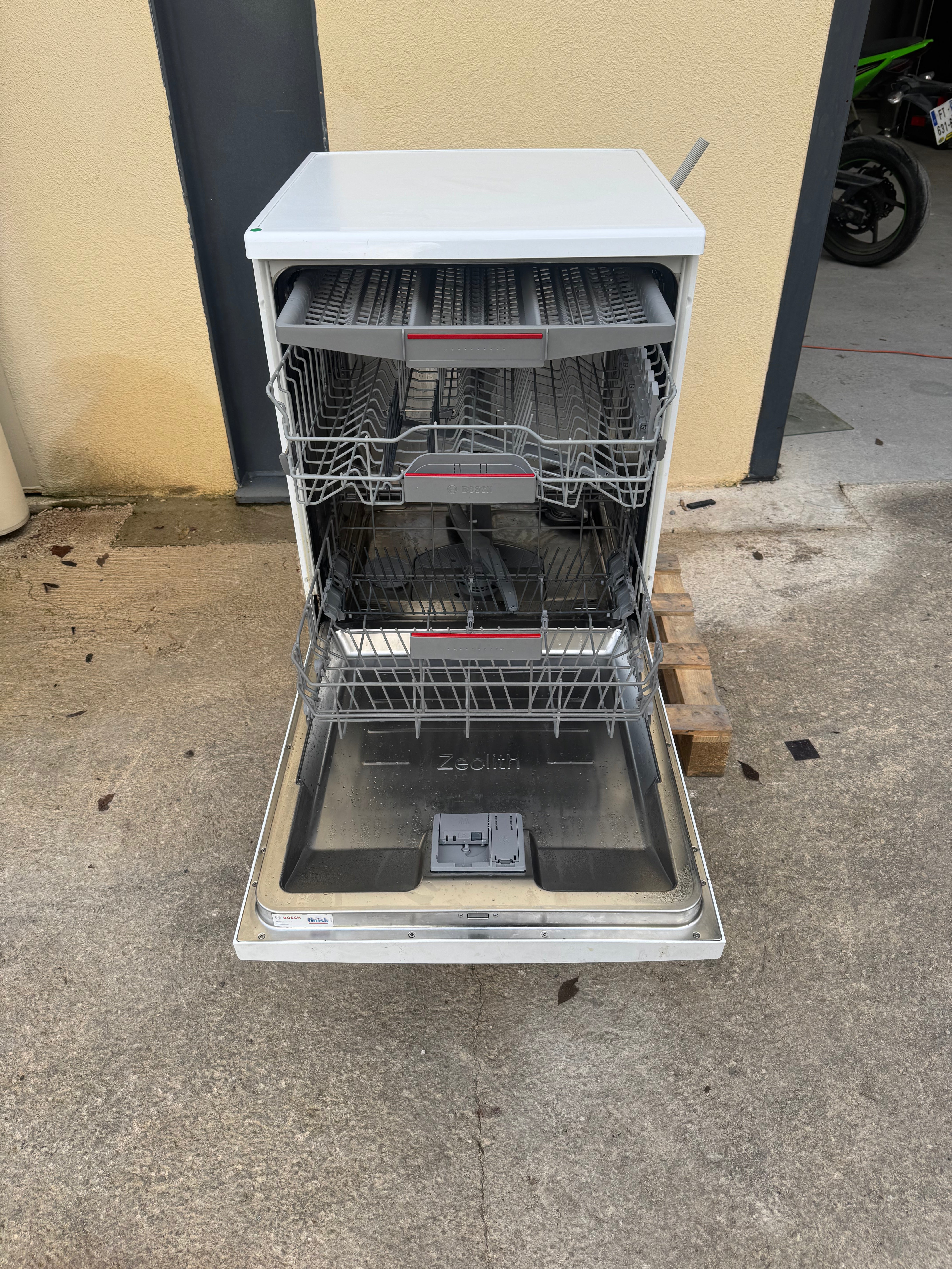 Lave-Vaisselle BOSCH 14 Couverts GARANTIE 1 AN