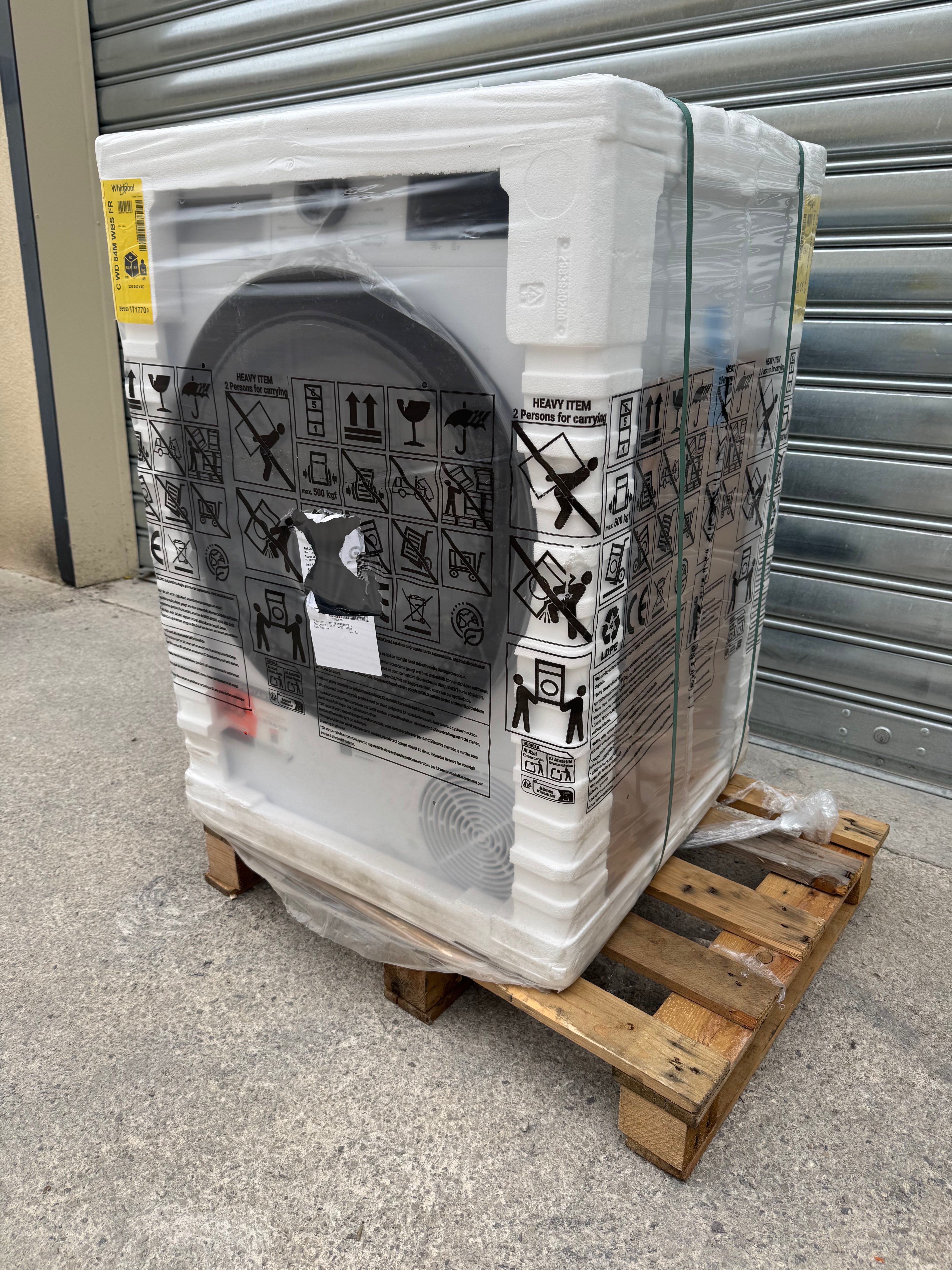 Sèche-Linge WHIRLPOOL 8 Kg NEUF ( JAMAIS SERVI ) GARANTIE 2 ANS