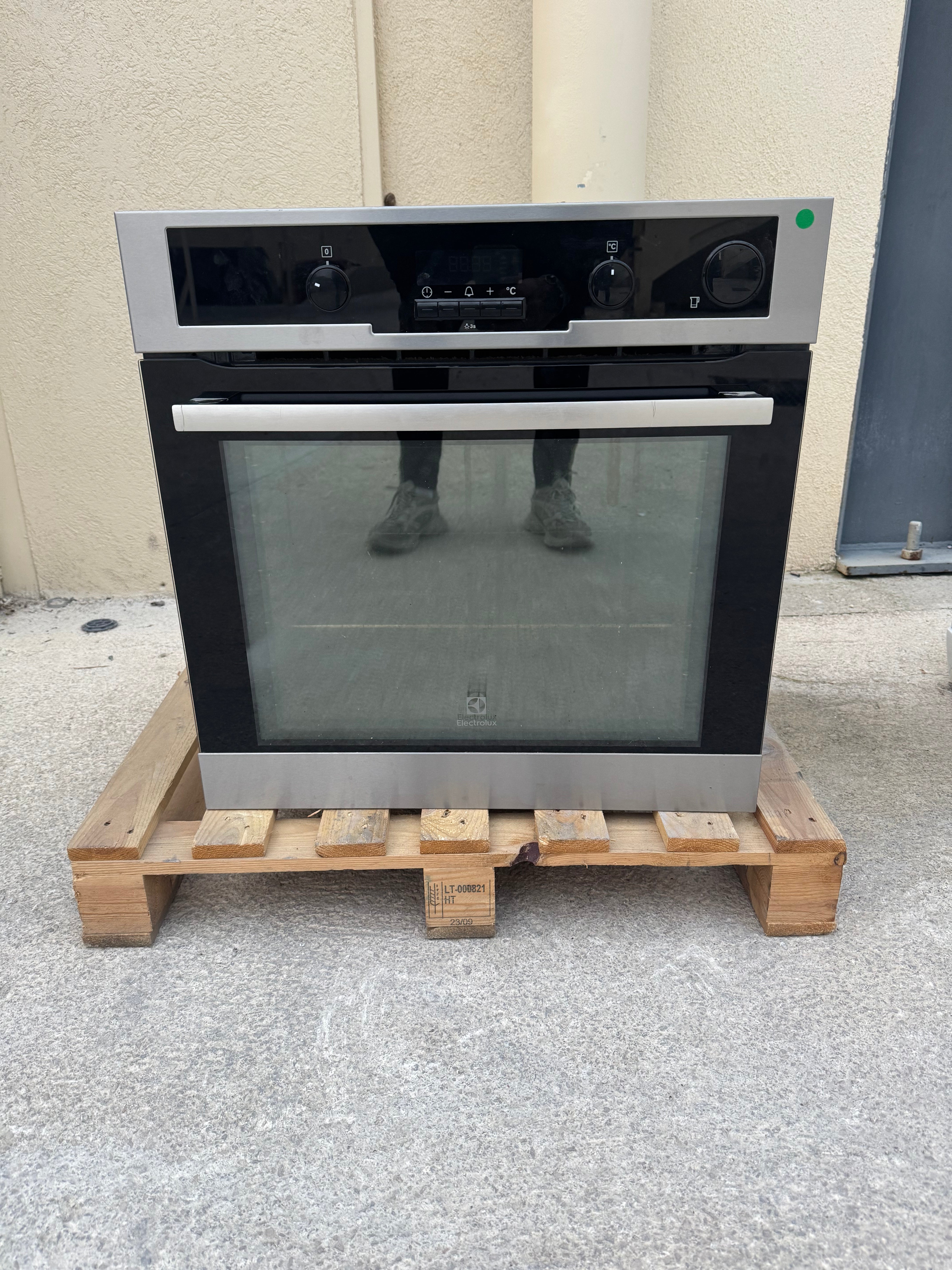 Four Encastrable ELECTROLUX Avec Pyrolyse et Vapeur GARANTIE 1 AN