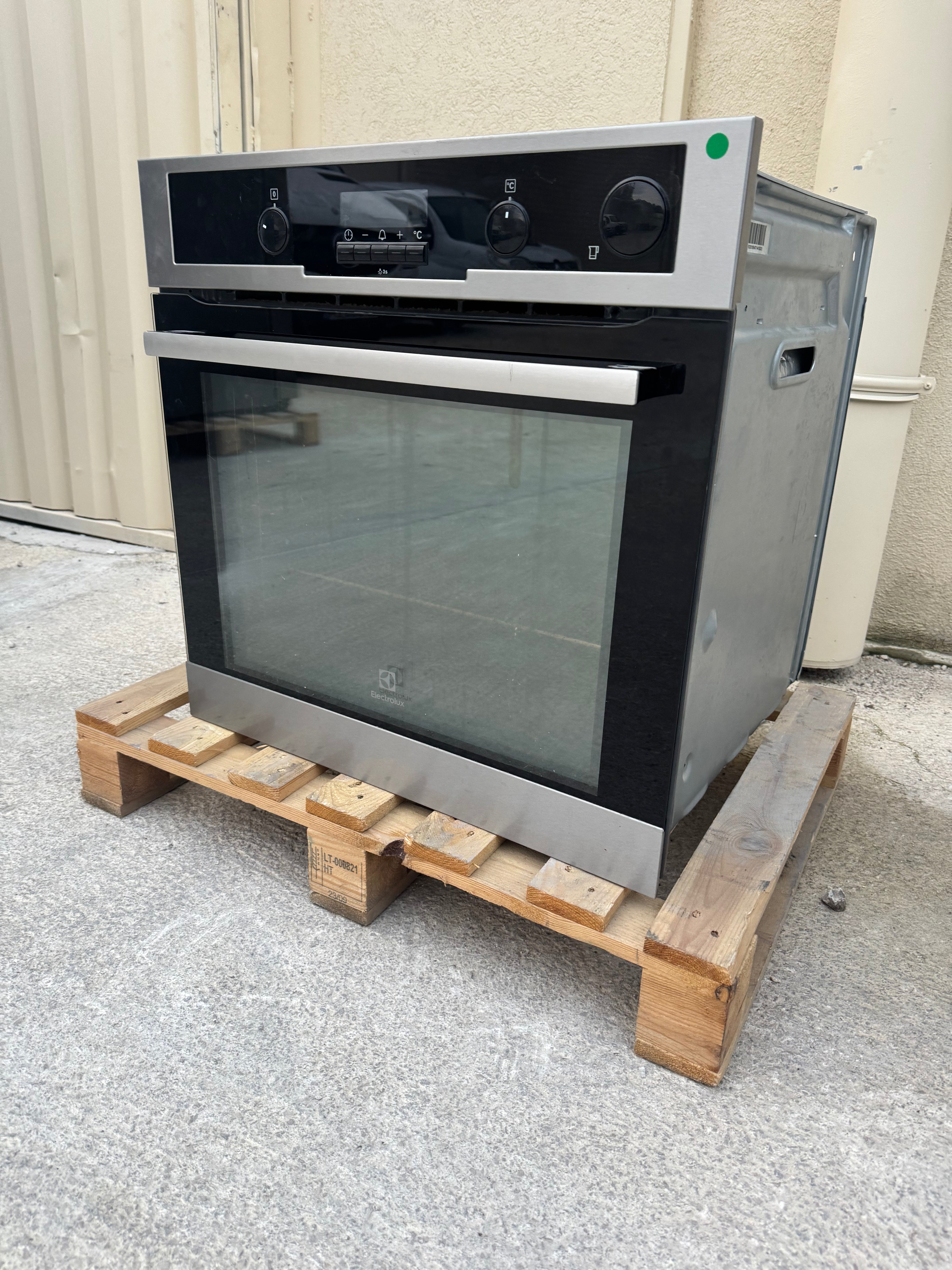 Four Encastrable ELECTROLUX Avec Pyrolyse et Vapeur GARANTIE 1 AN