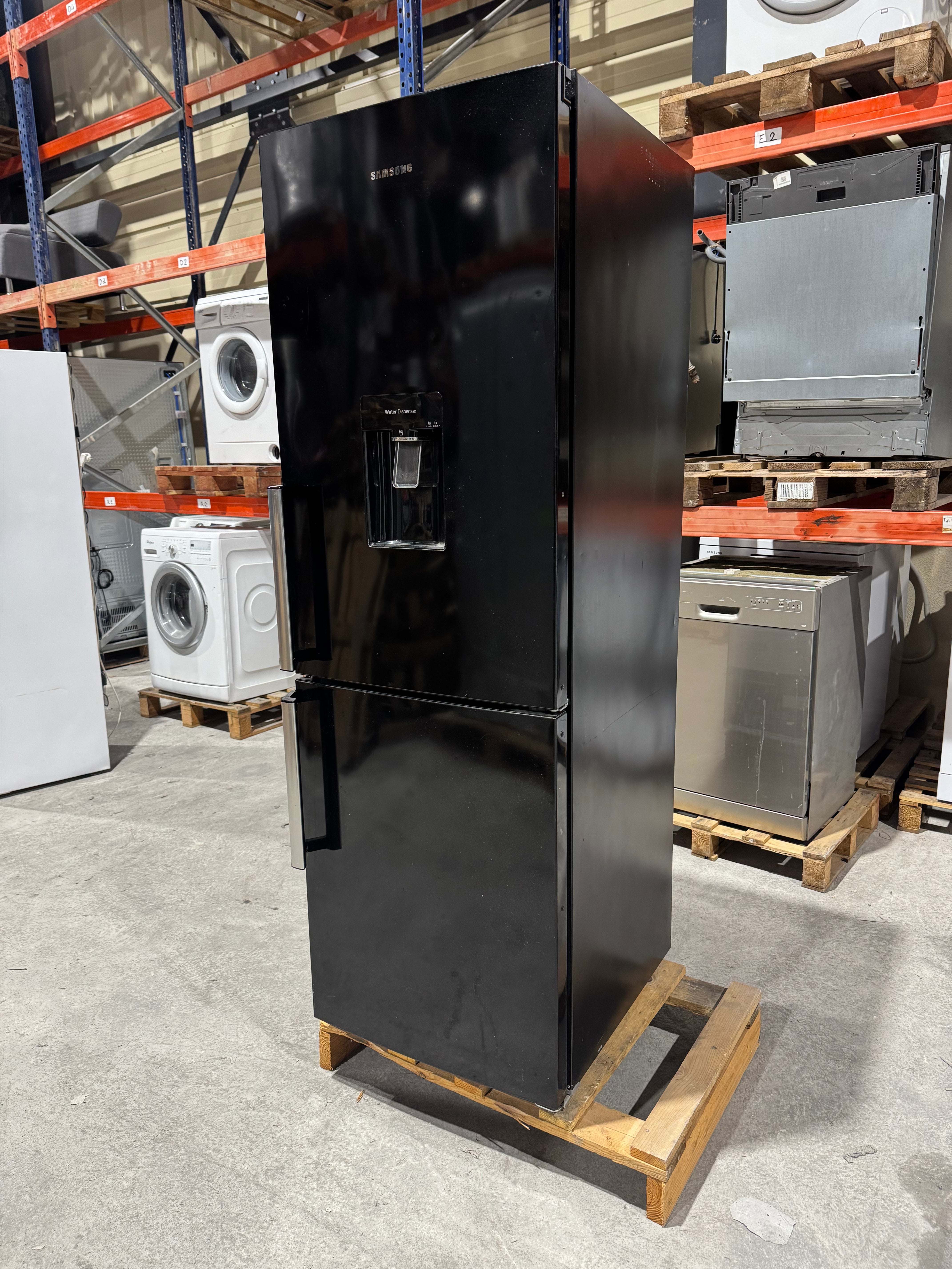 Frigo Combiné SAMSUNG Froid Ventilé / Noir Brillant GARANTIE 1 AN