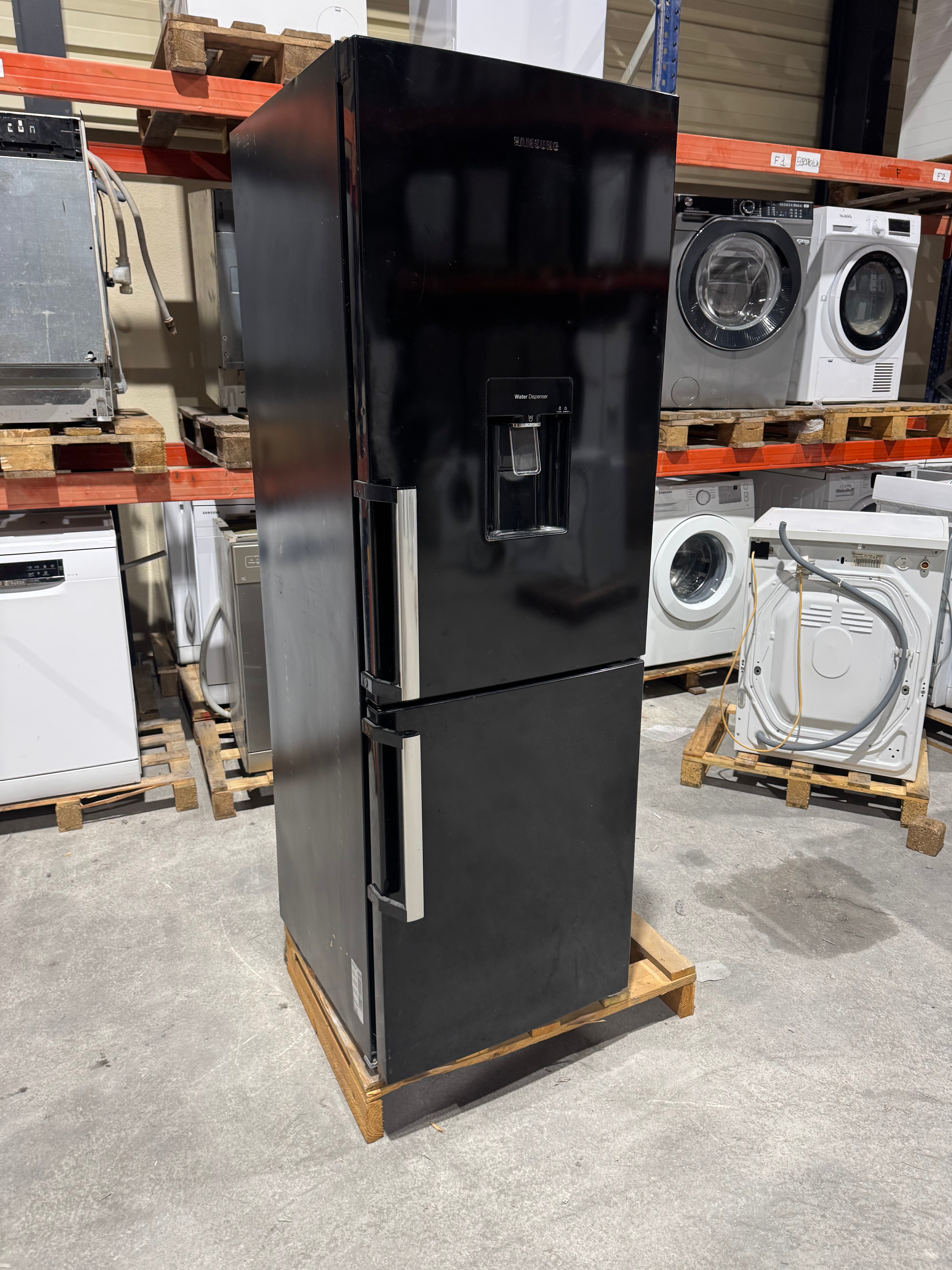 Frigo Combiné SAMSUNG Froid Ventilé / Noir Brillant GARANTIE 1 AN