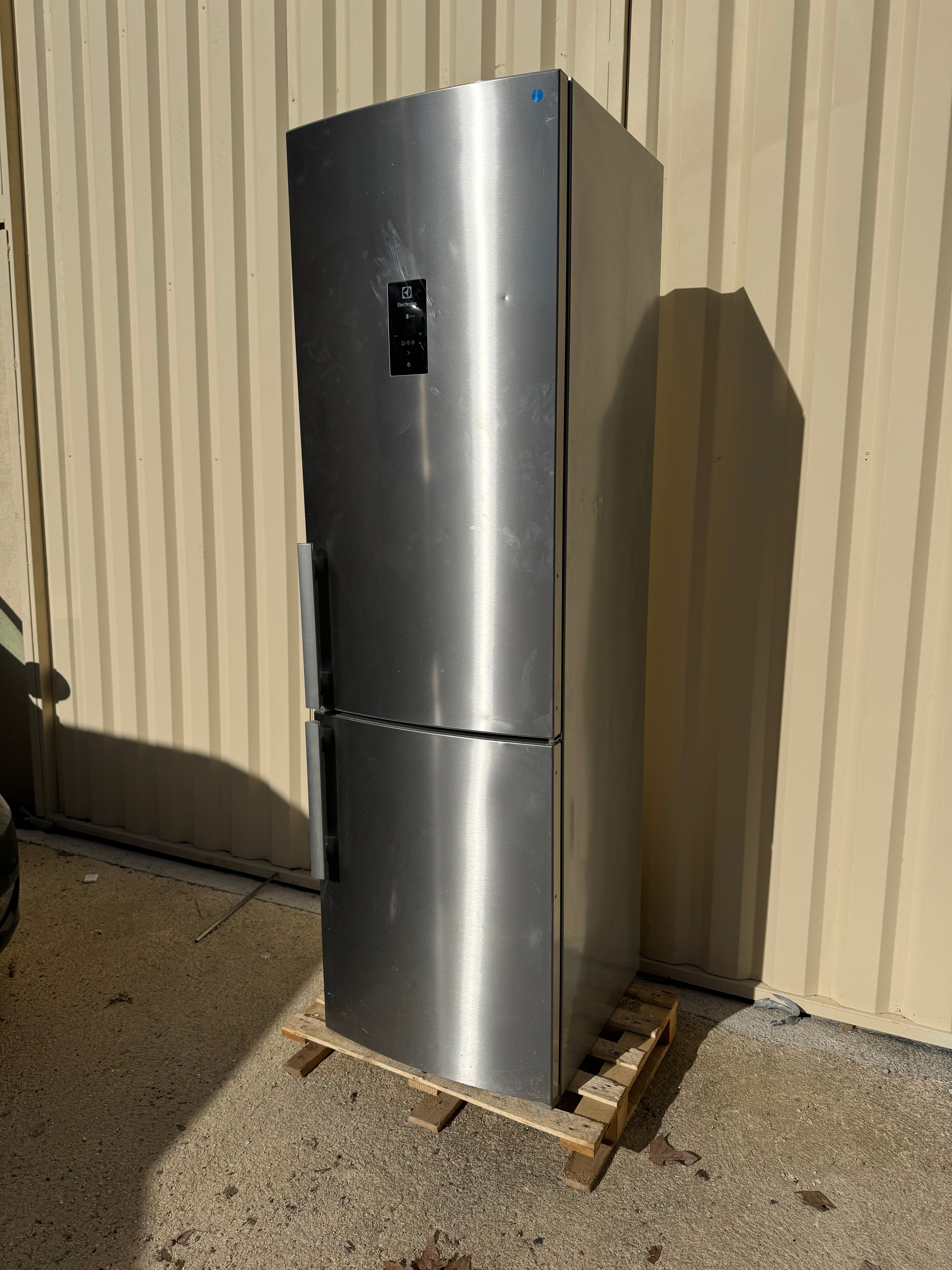 Frigo Combiné ELECTROLUX Froid Brassé GARANTIE 1 AN