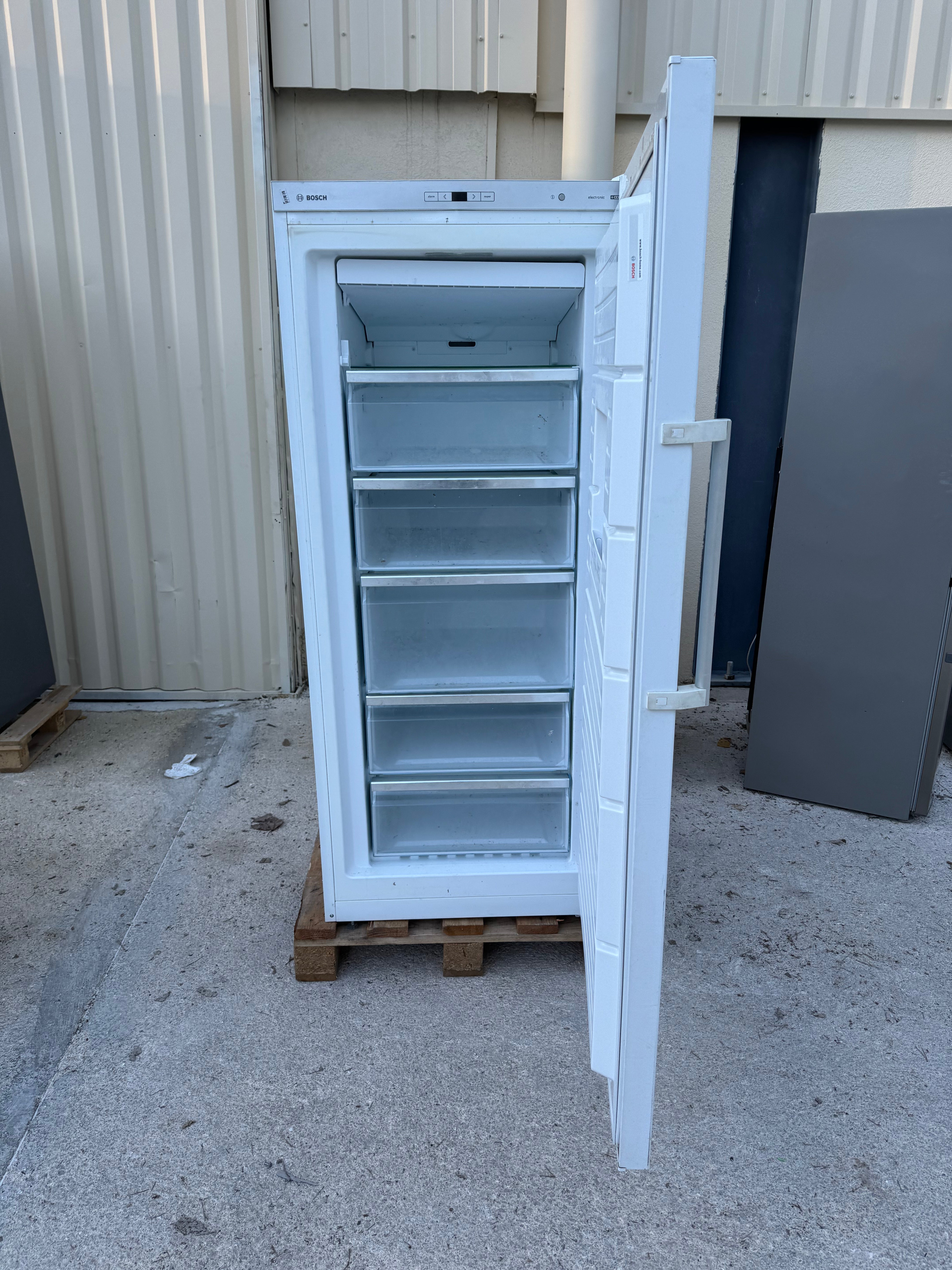 Congélateur Armoire BOSCH No Frost GARANTIE 1 AN
