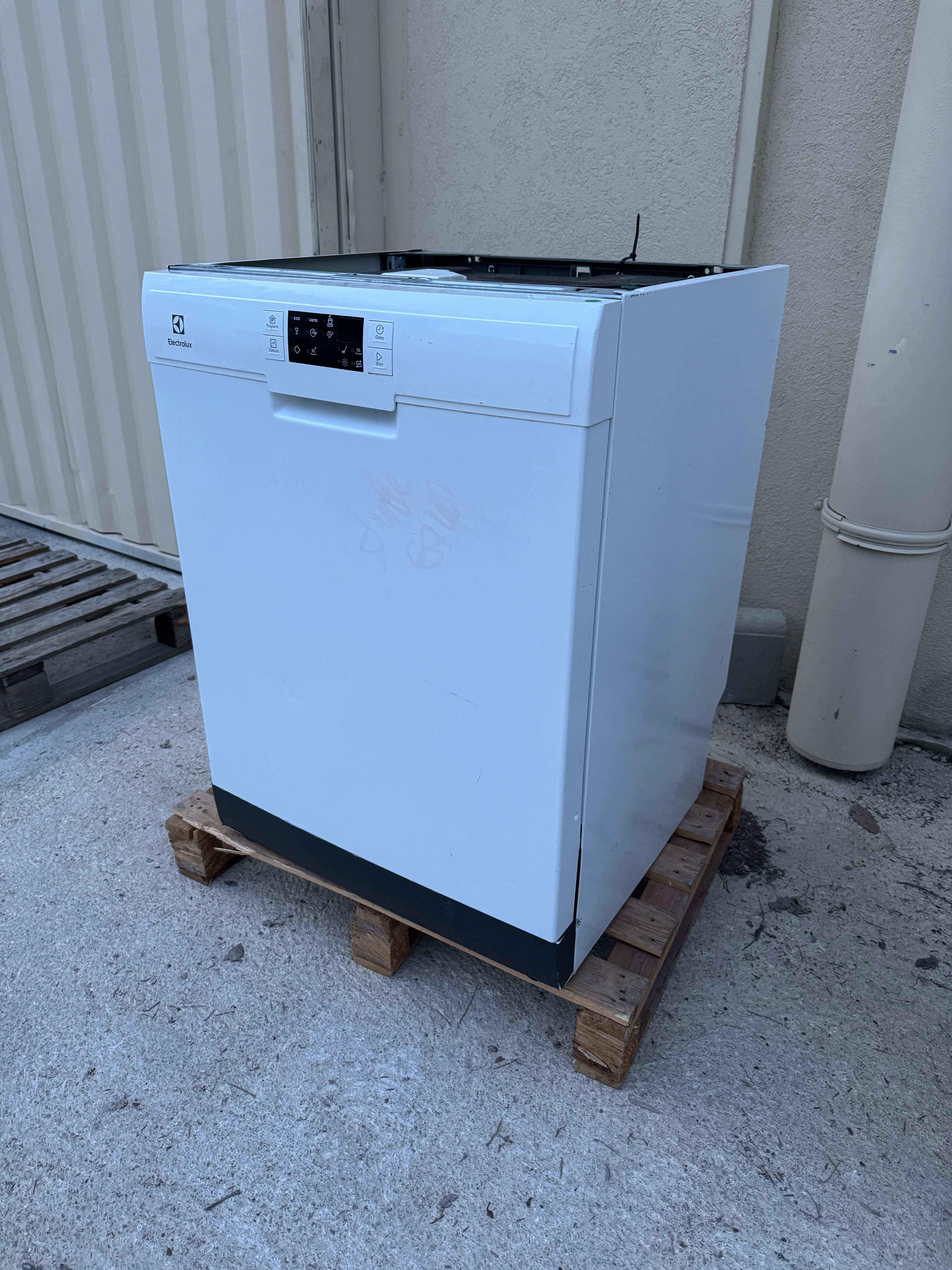 Lave-Vaisselle ELECTROLUX 13 Couverts GARANTIE 1 AN