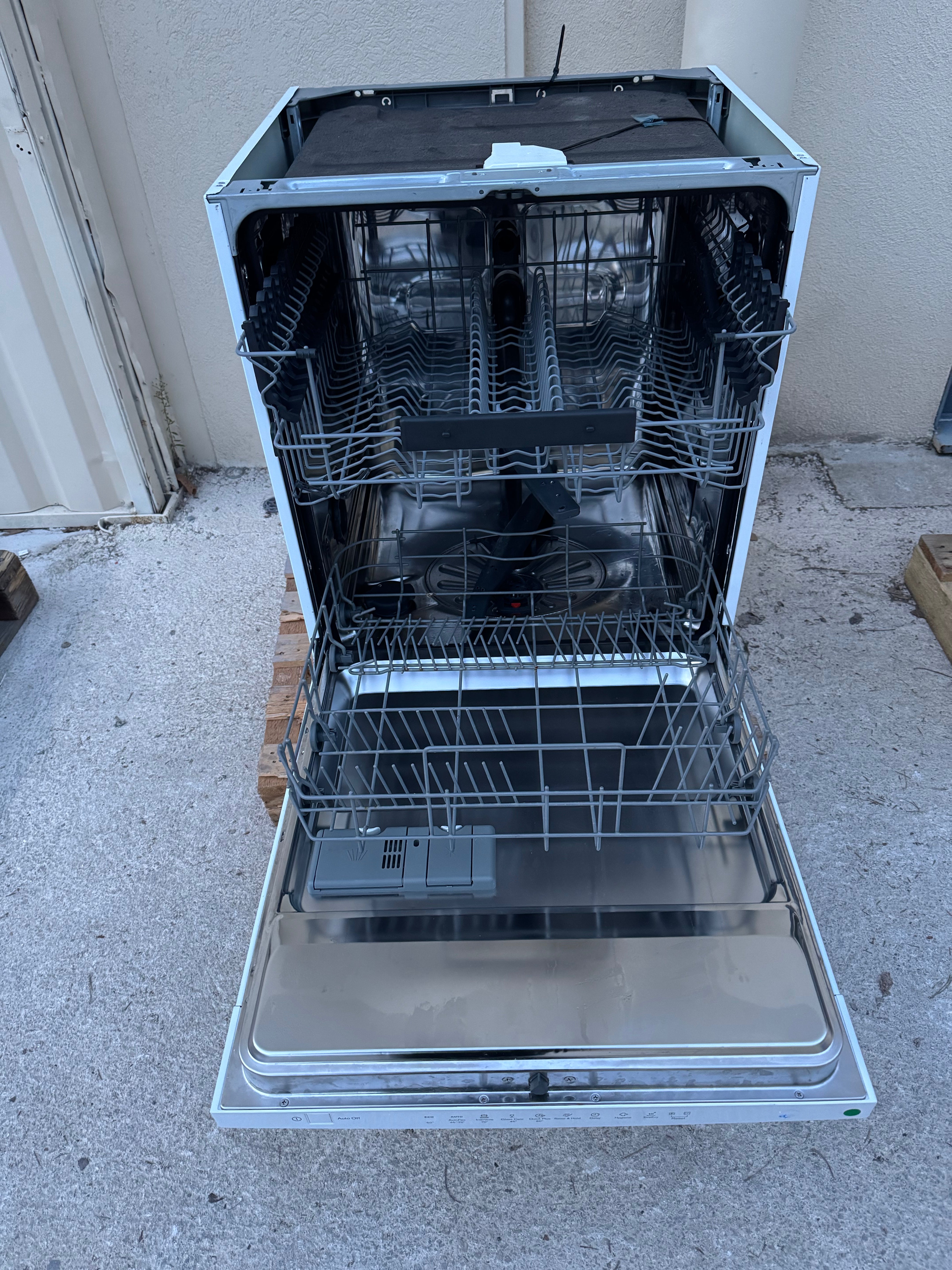 Lave-Vaisselle ELECTROLUX 13 Couverts GARANTIE 1 AN