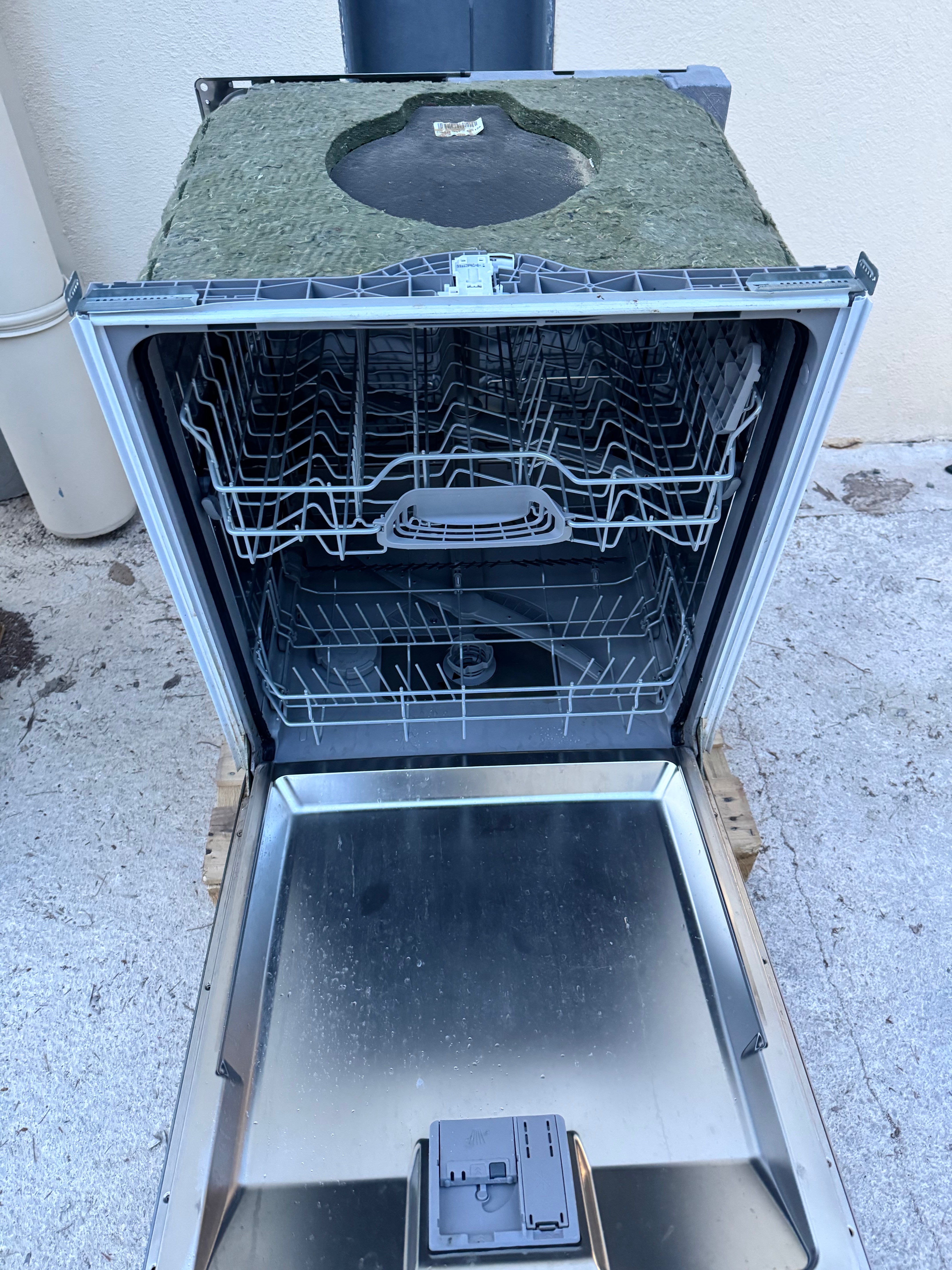 Lave-Vaisselle Encastrable BOSCH    12 Couverts GARANTIE 1 AN