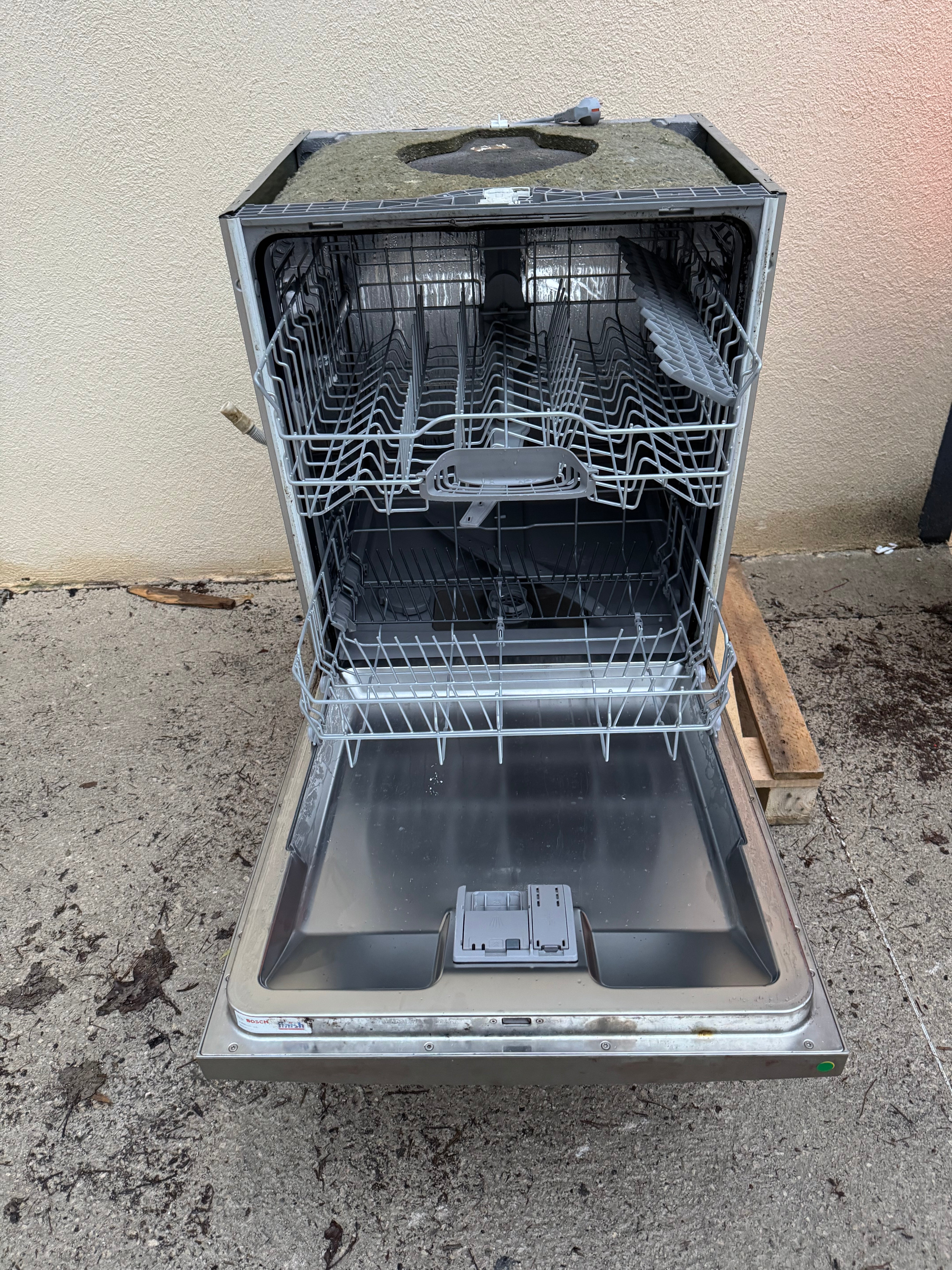 Lave-Vaisselle BOSCH 12 Couverts GARANTIE 1 AN