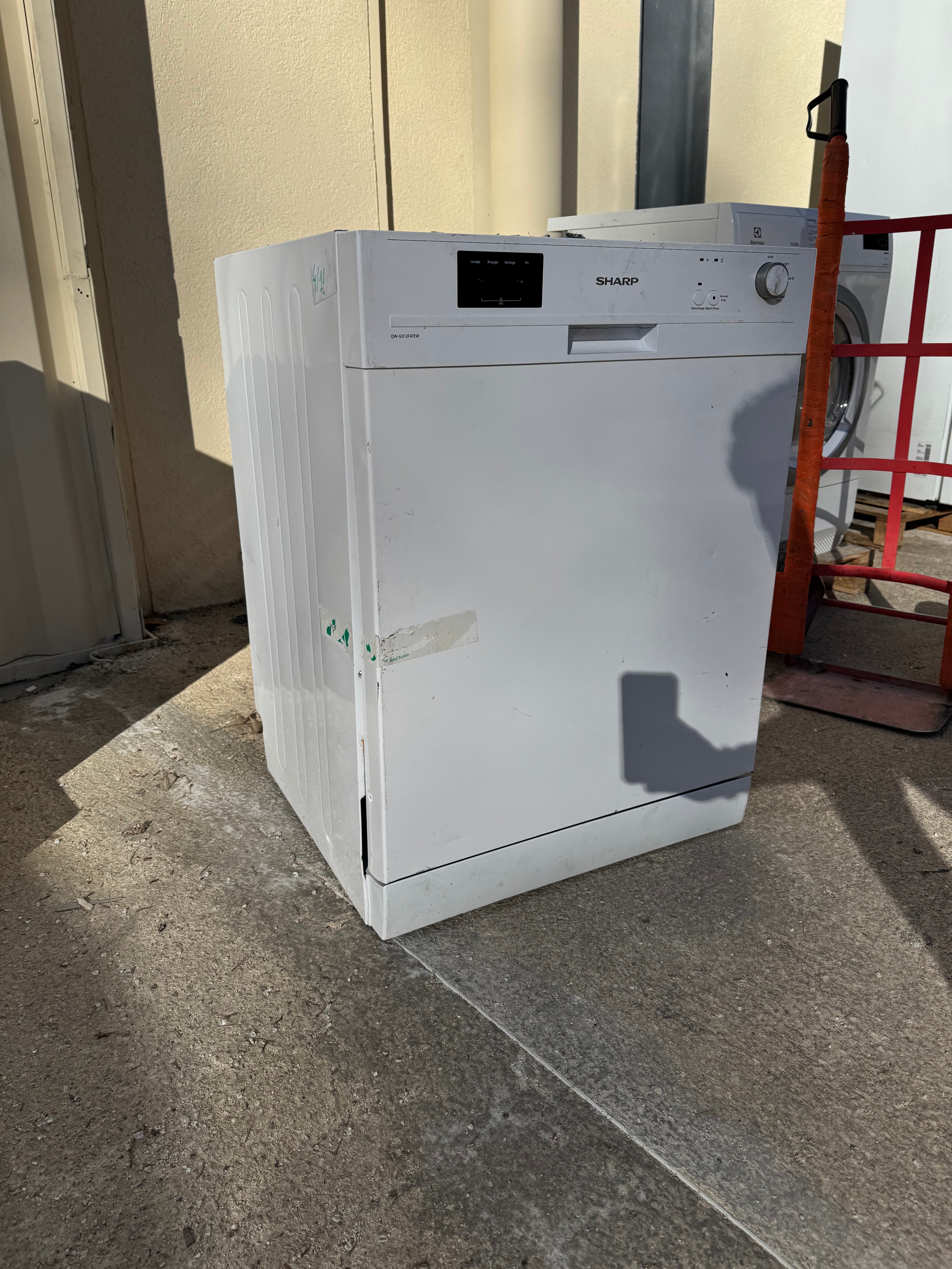 Lave-Vaisselle SHARP 13 Couverts GARANTIE 1 AN