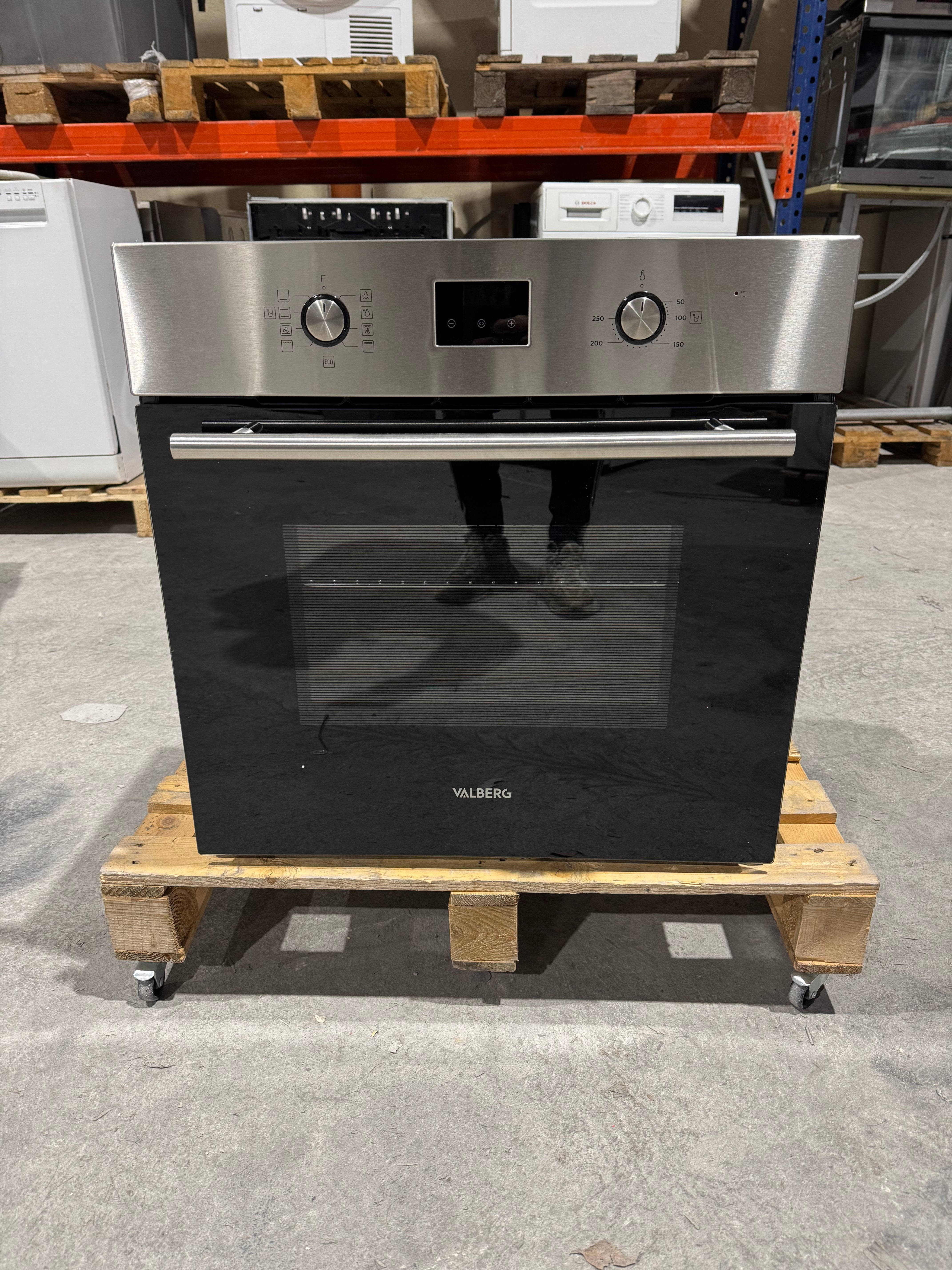 Four Encastrable VALBERG Avec Hydrolyse NEUF ( Jamais Servi) GARANTIE 1 AN