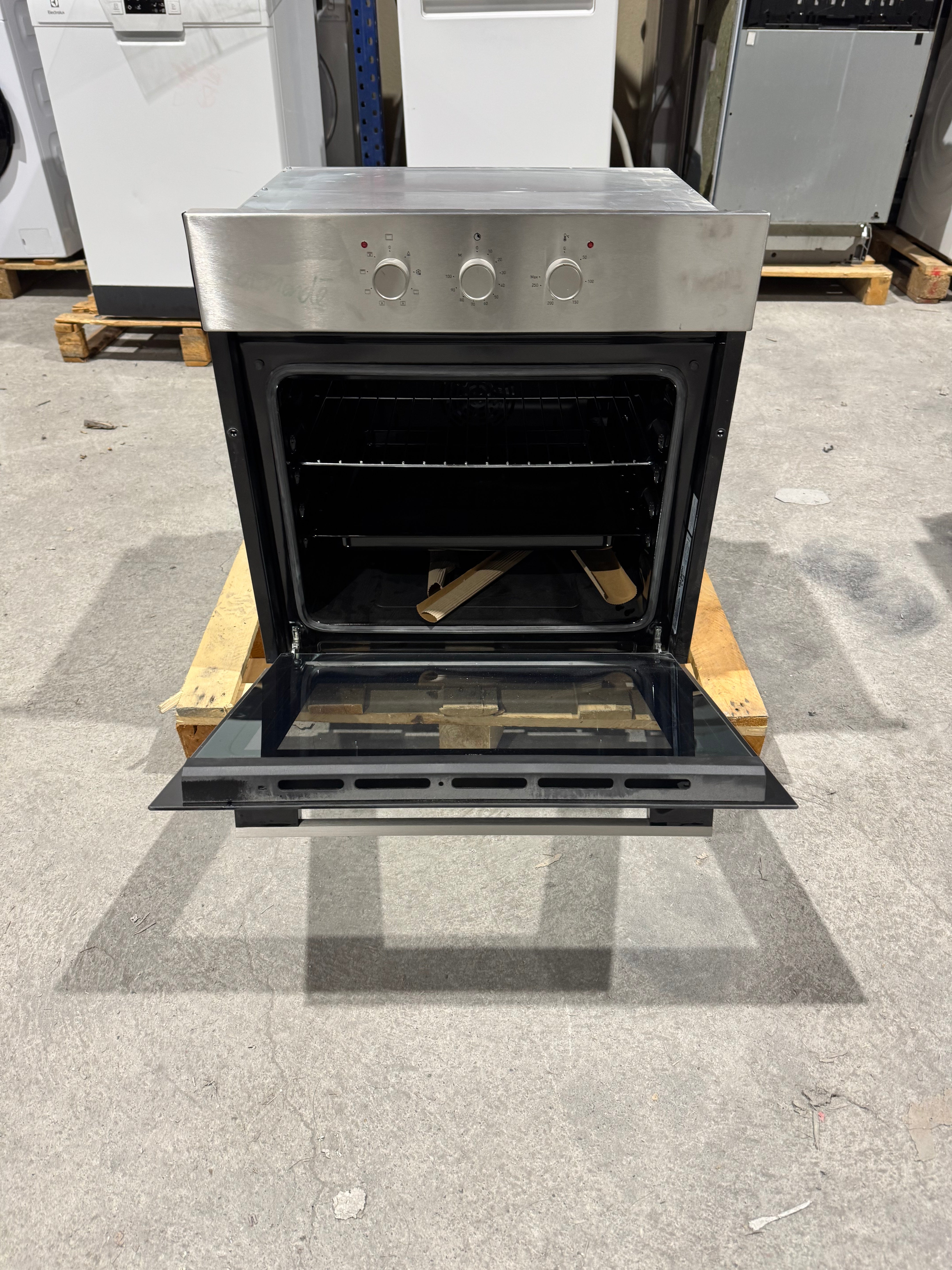 Four Encastrable VALBERG Avec Catalyse NEUF ( Léger Défaut d’Aspect ) GARANTIE 1 AN