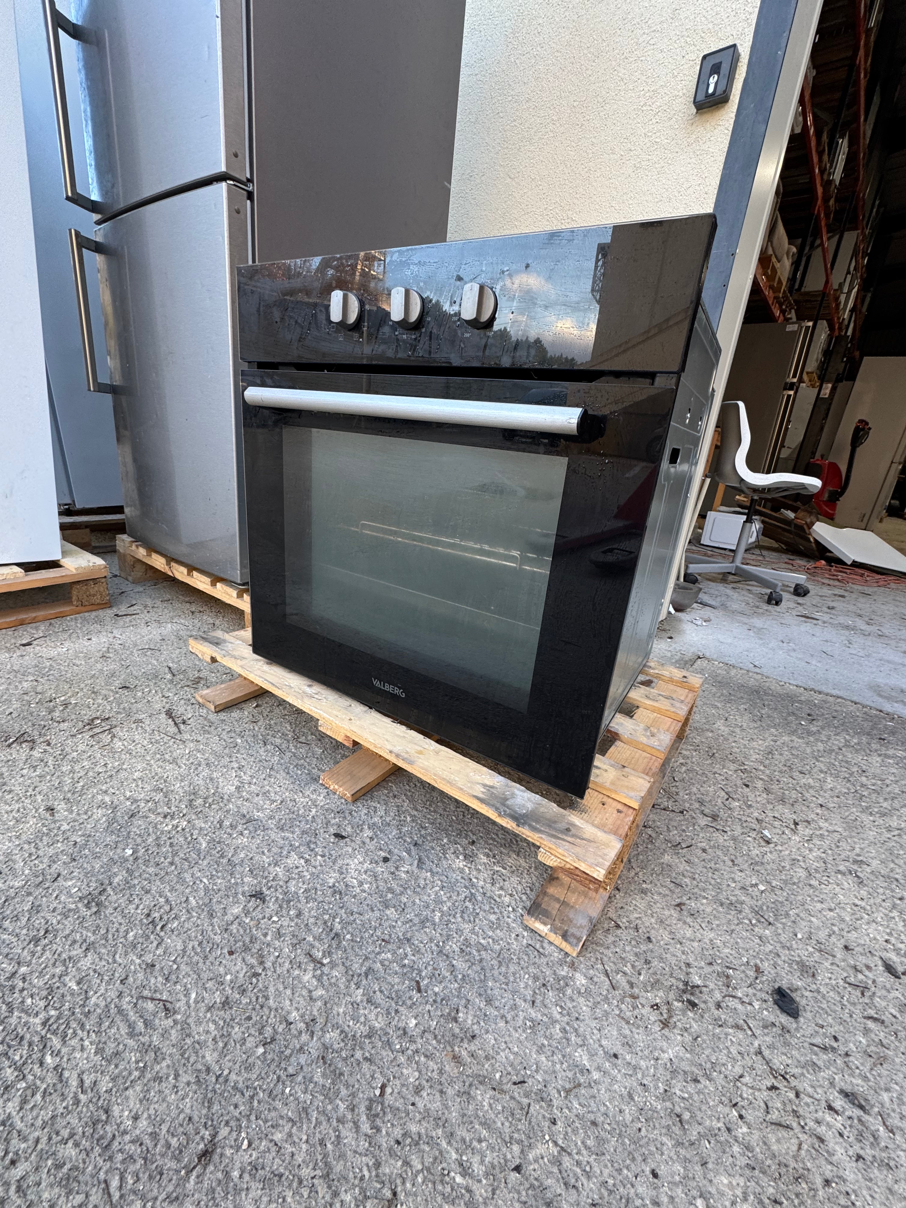 Four Encastrable VALBERG Garantie 1 An