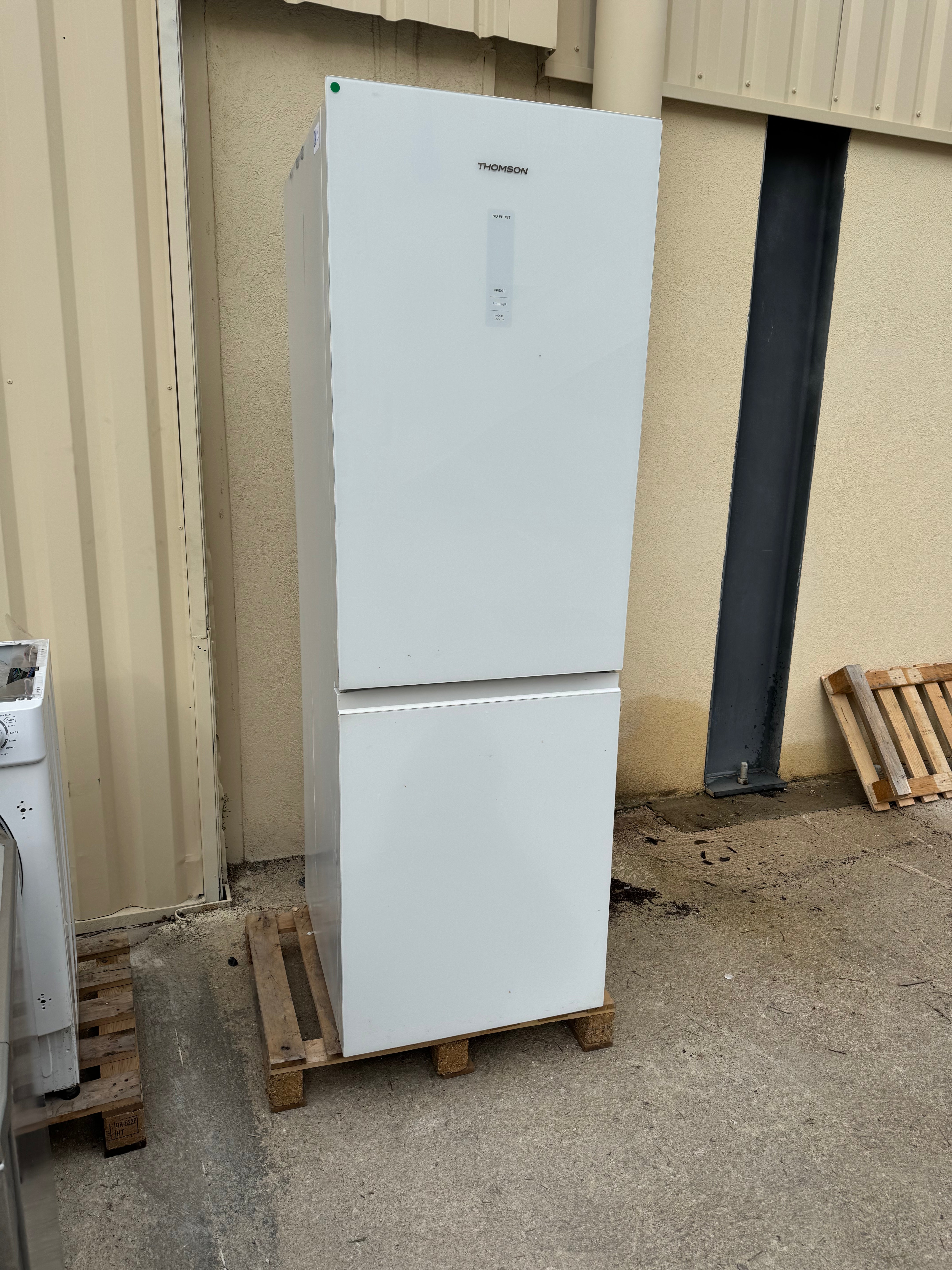 Frigo Combiné THOMSON No Frost GARANTIE 1 AN