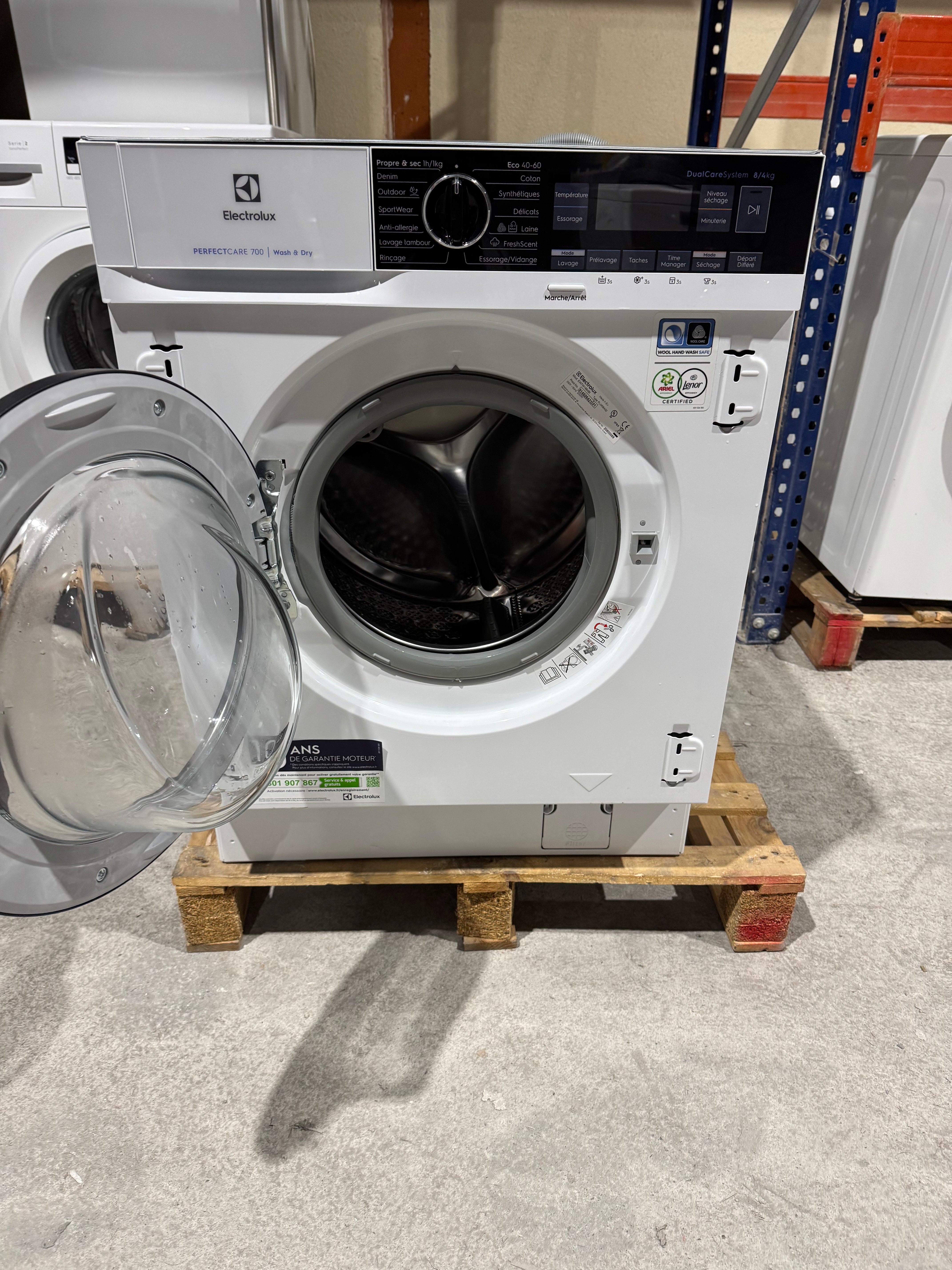 Lave-Linge Séchant ELECTROLUX 8 / 4 Kg Très Bon État GARANTIE 1 AN