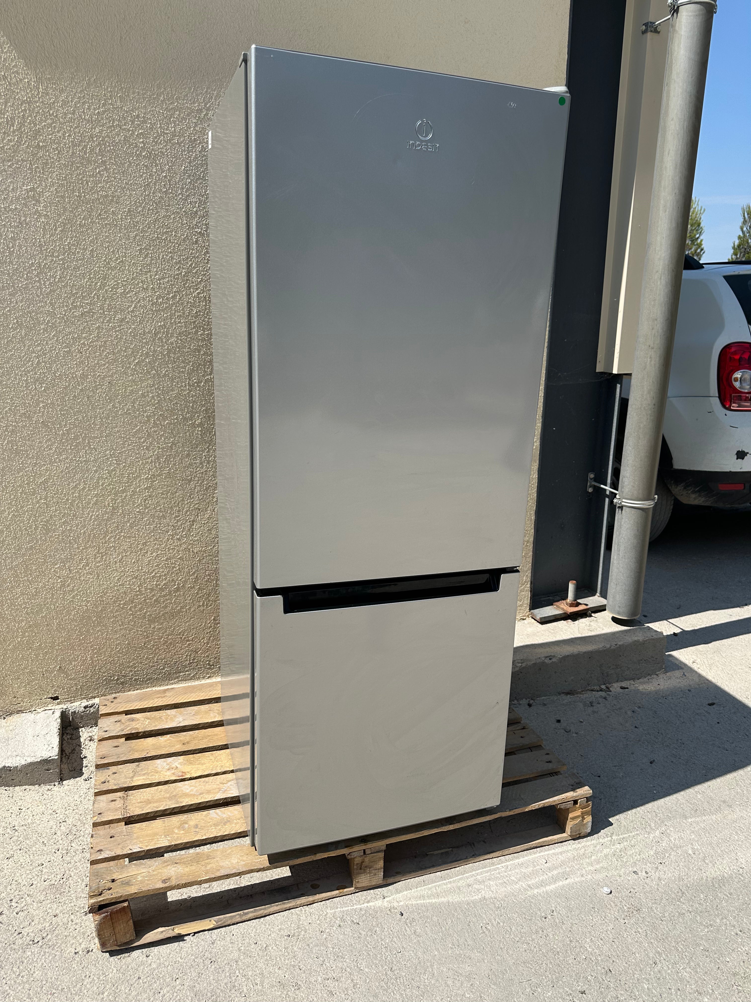 Frigo Combiné INDESIT Format Moyen GARANTIE 1 AN