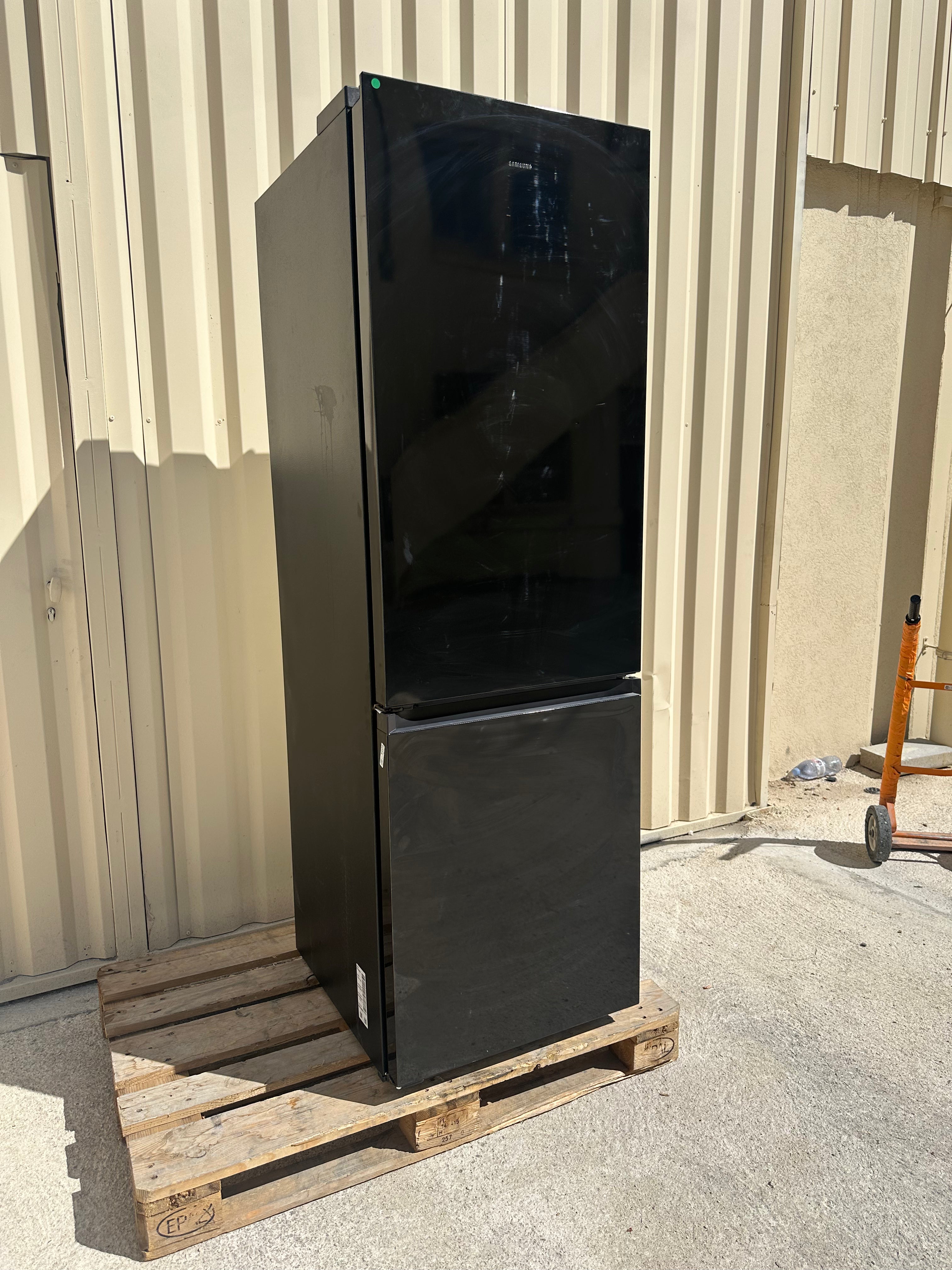 Frigo Combiné SAMSUNG No Frost QUASI NEUF ( Très Peu Servi ) GARANTIE 1 AN