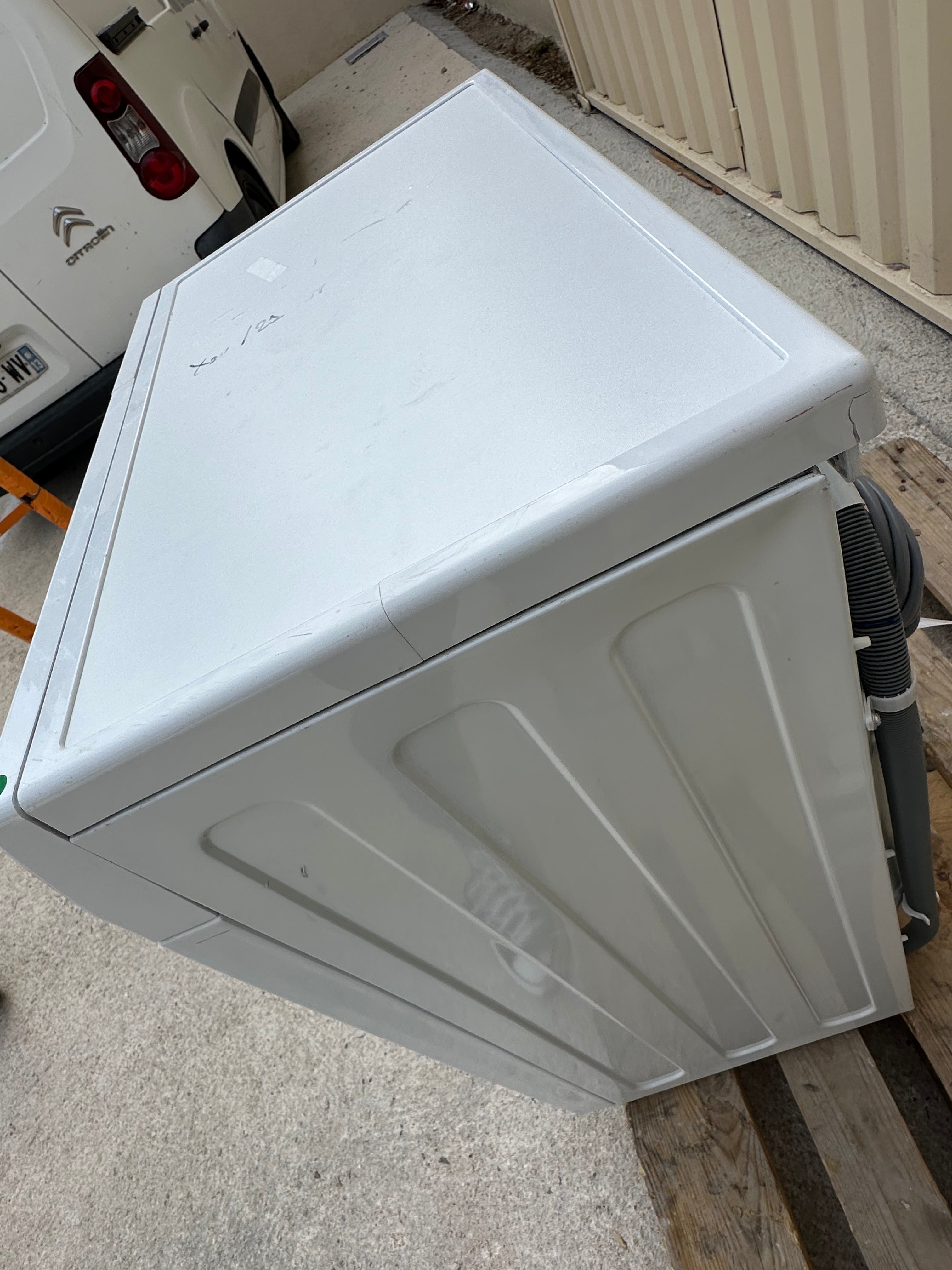 Lave-Linge VALBERG 7 Kg NEUF ( Avec Défaut d’Aspect ) GARANTIE 1 AN