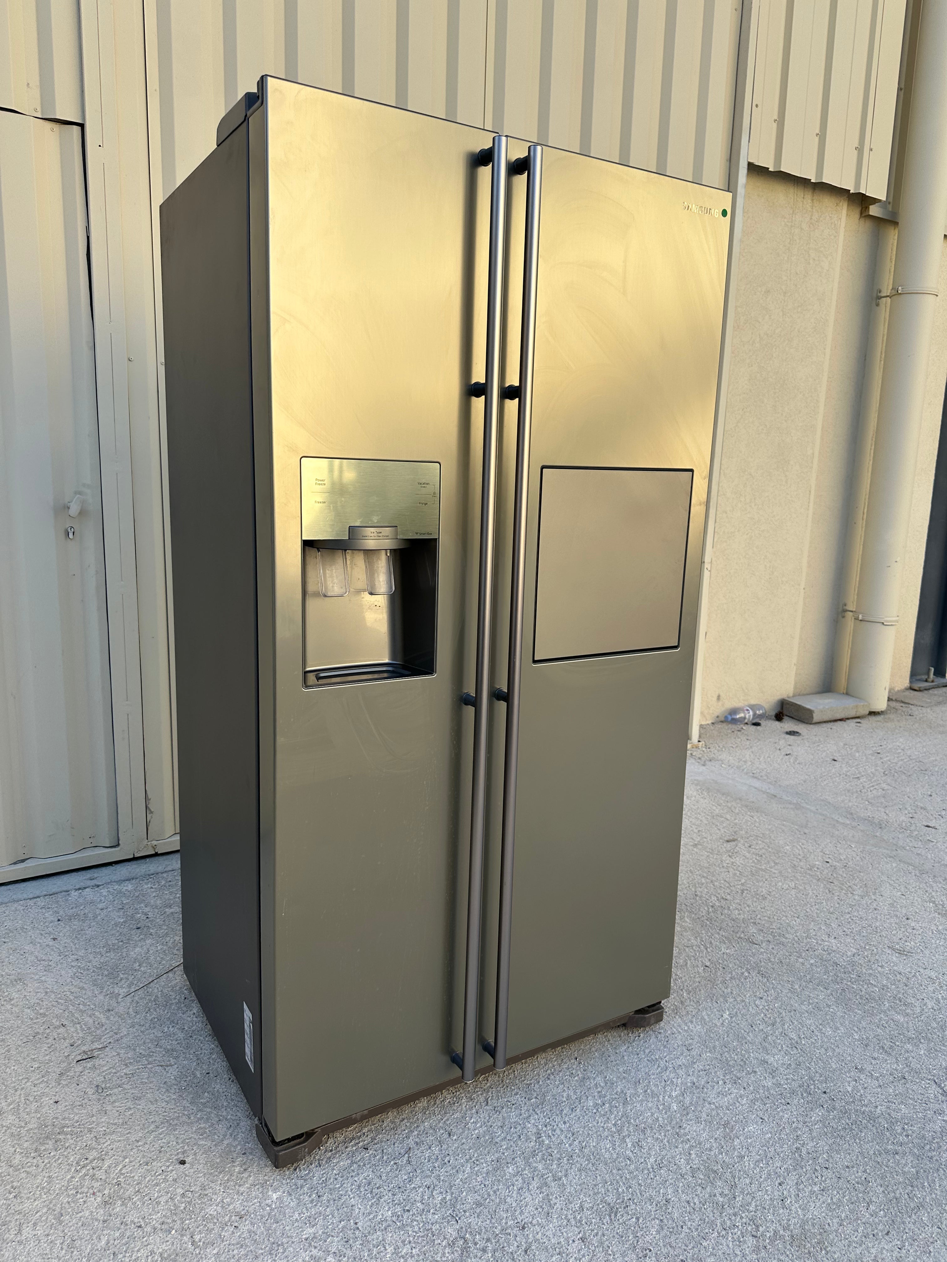 Frigo Américain SAMSUNG Distributeur Eau Fraîche, Glaçons et Glace Pilée GARANTIE 1 AN