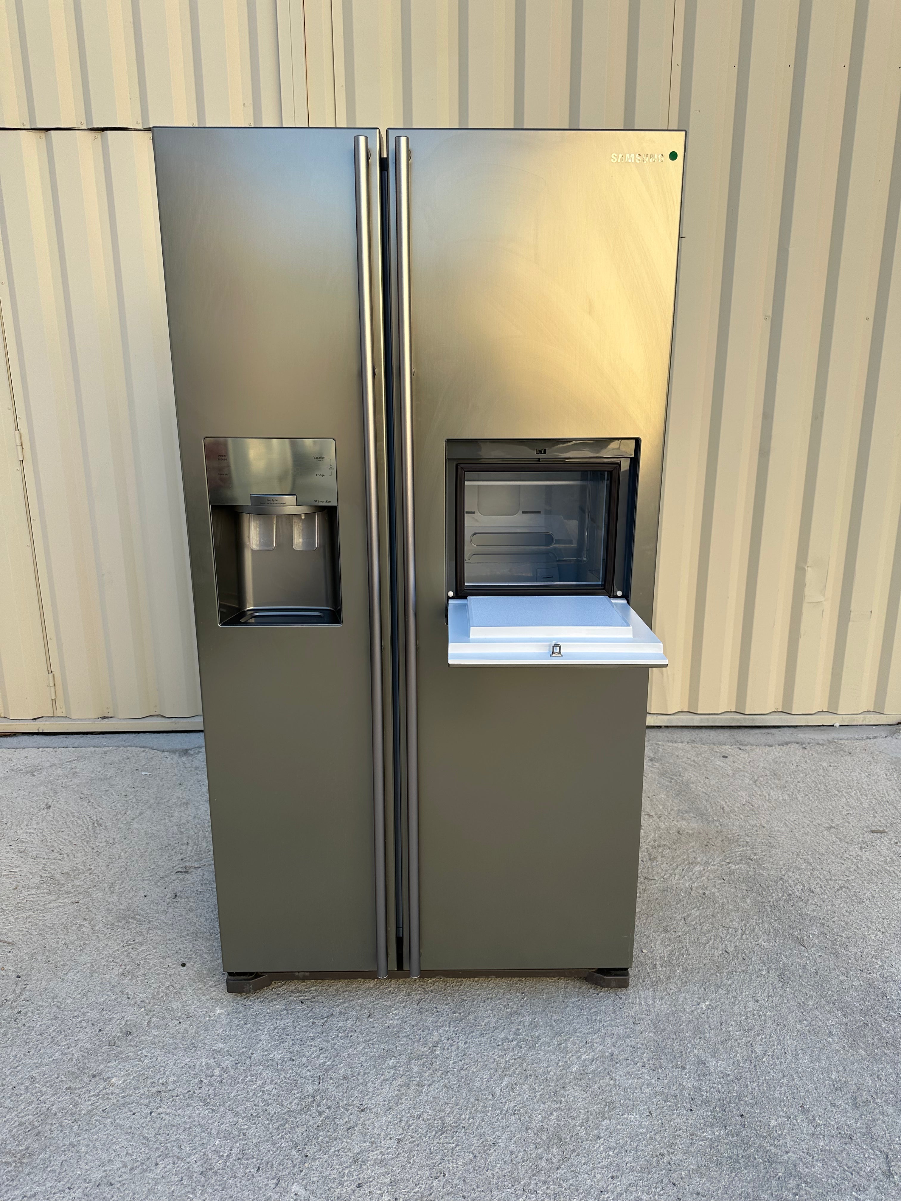 Frigo Américain SAMSUNG Distributeur Eau Fraîche, Glaçons et Glace Pilée GARANTIE 1 AN