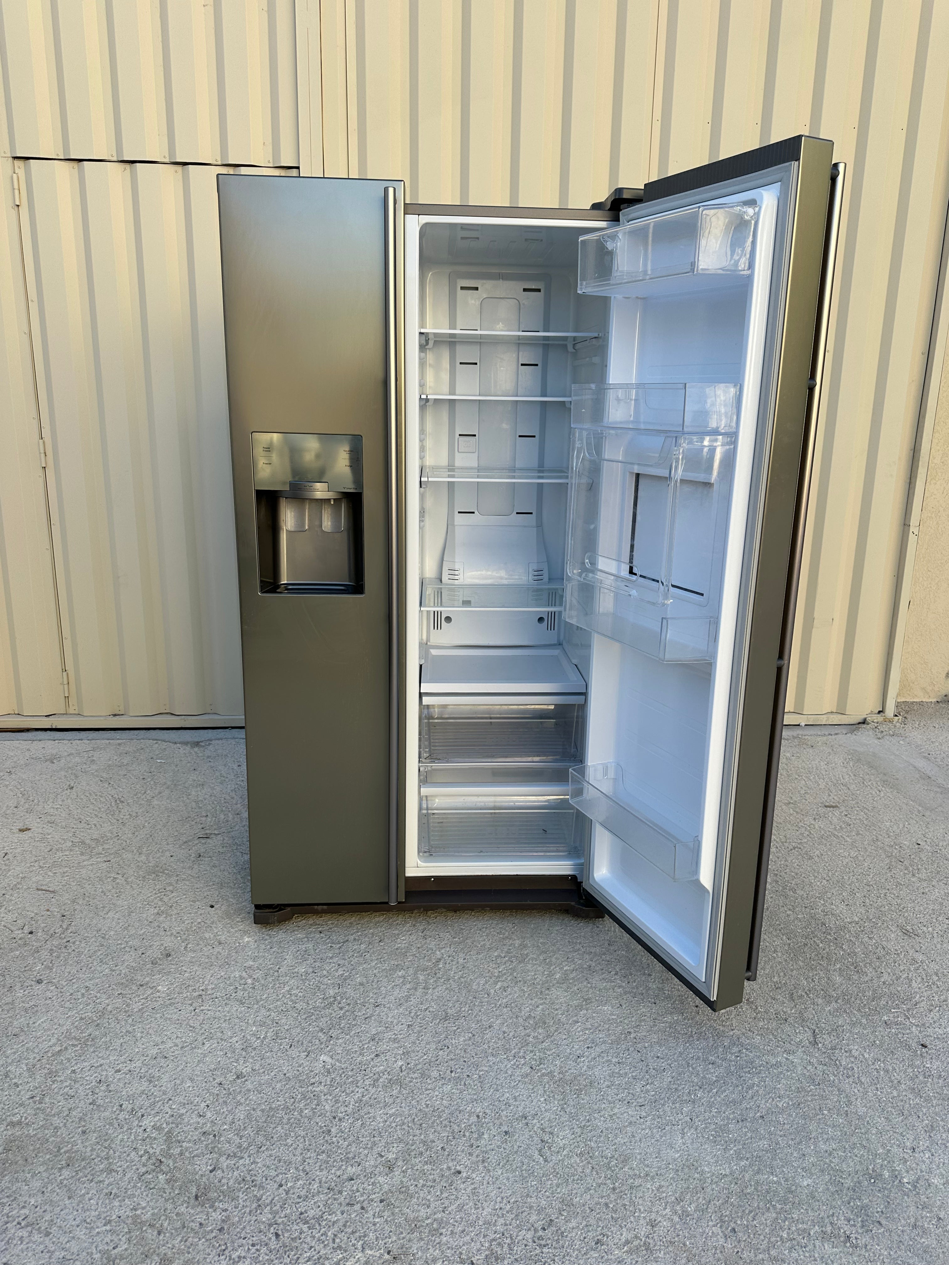 Frigo Américain SAMSUNG Distributeur Eau Fraîche, Glaçons et Glace Pilée GARANTIE 1 AN