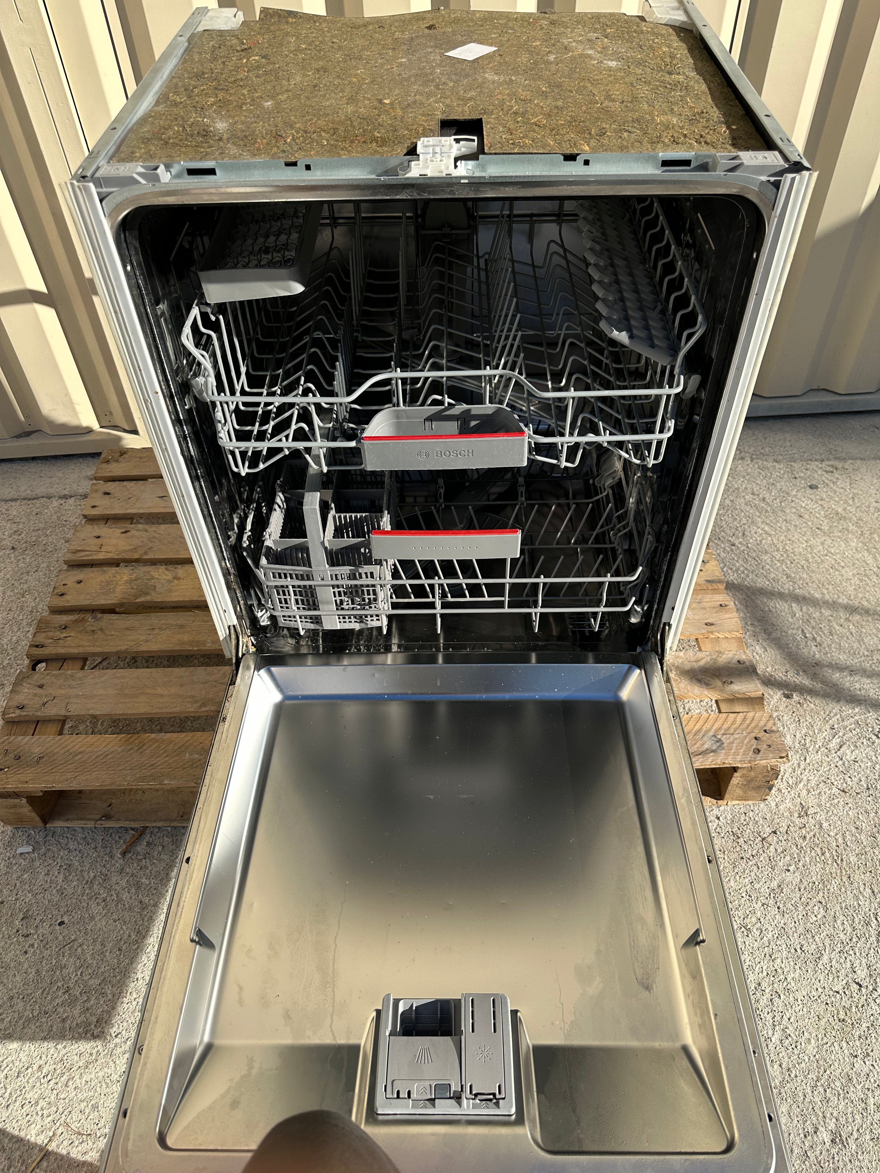 Lave-Vaisselle Encastrable BOSCH 13 Couverts GARANTIE 1 AN