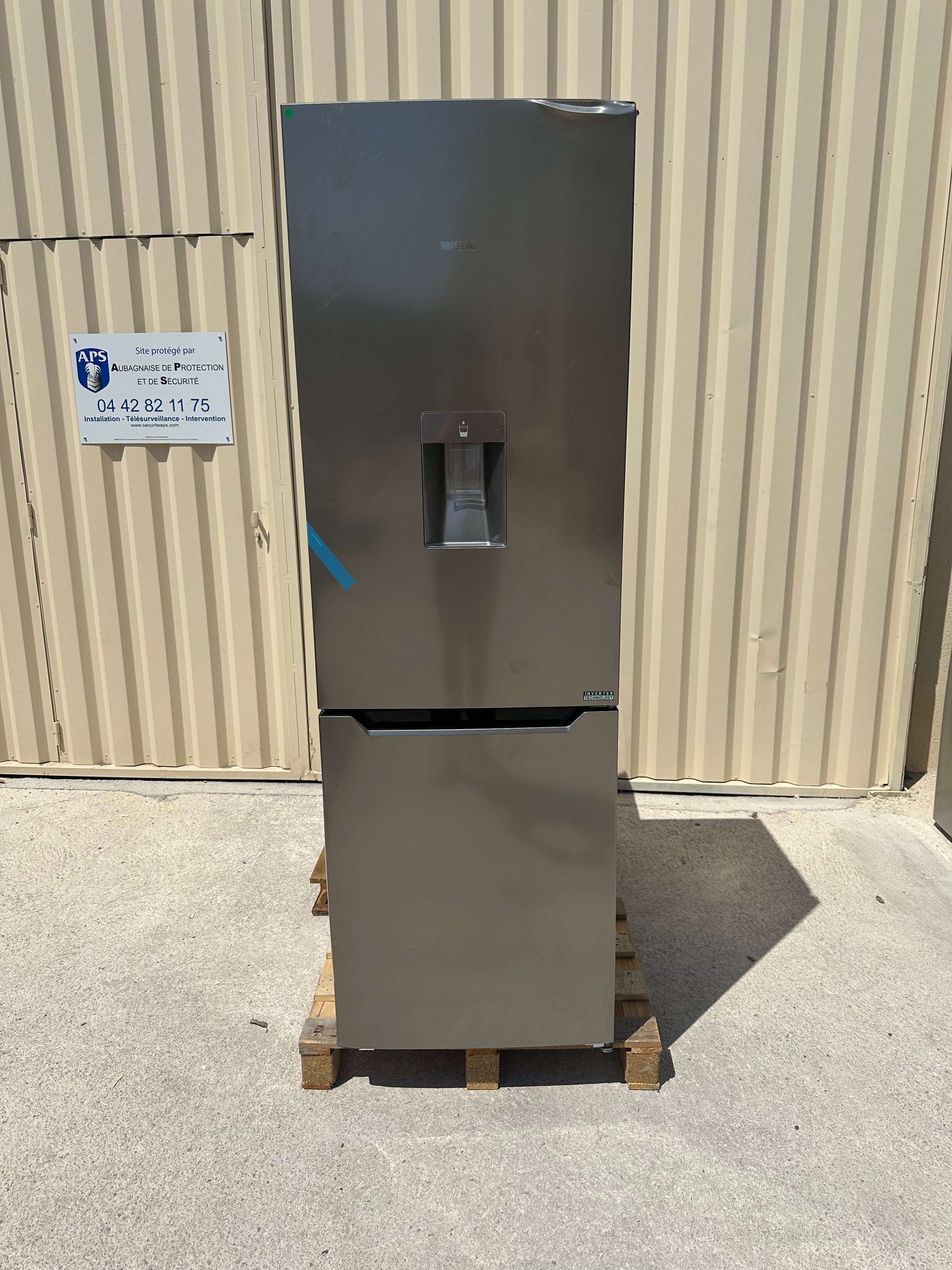 Frigo Combiné VALBERG Froid Ventilé Neuf ( Avec Défaut d’Aspect ) GARANTIE 1 AN