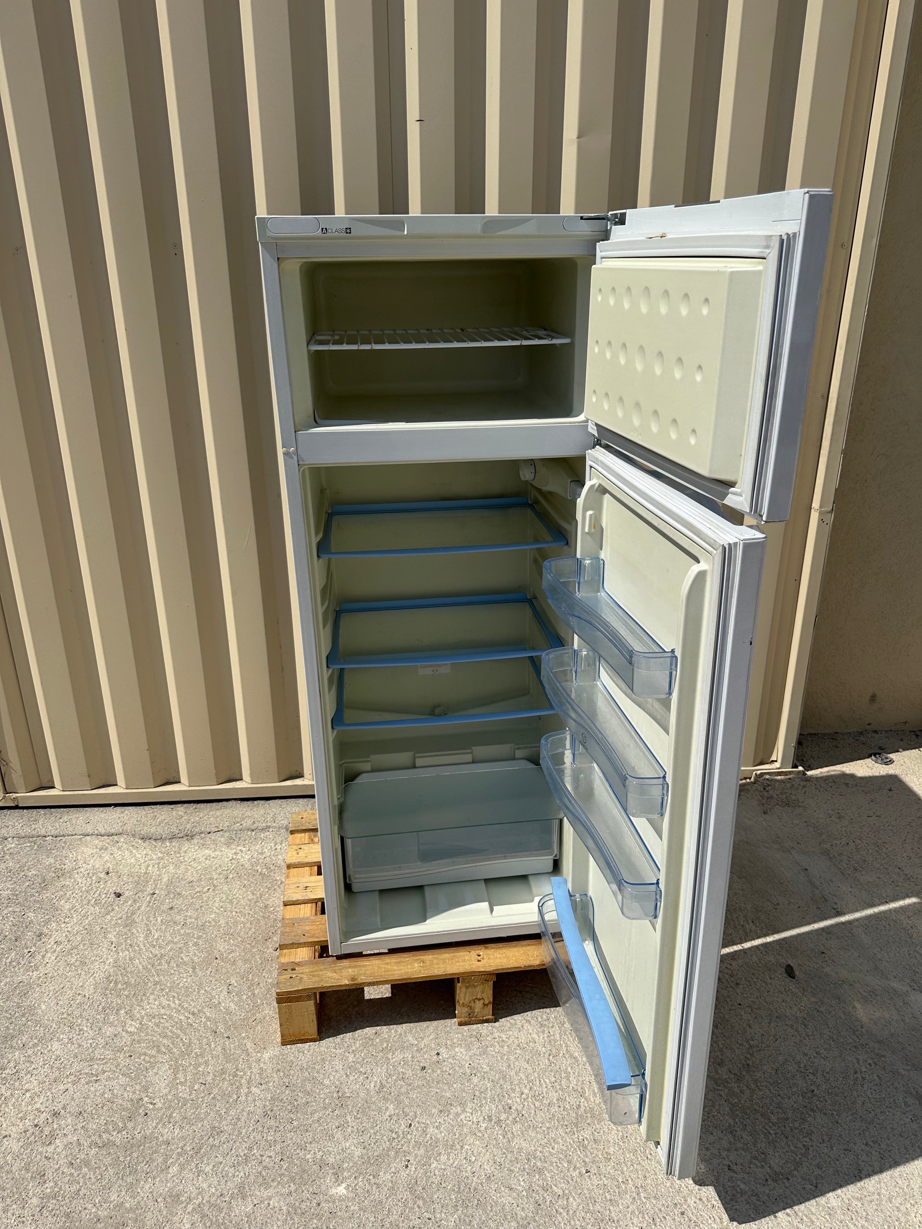 Frigo Combiné INDESIT Moyen Format GARANTIE 1 AN