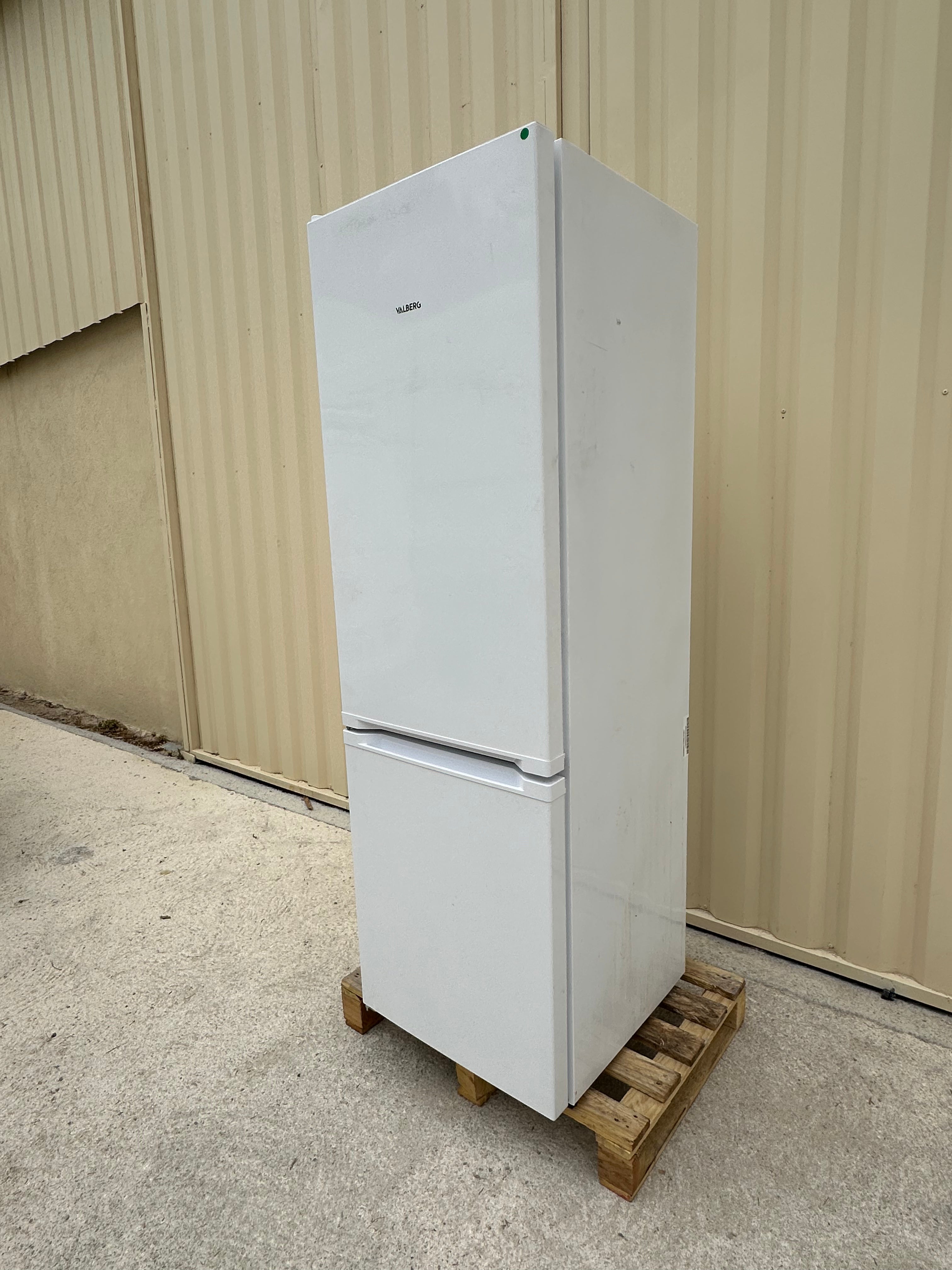 Frigo Combiné VALBERG Garantie 1 An
