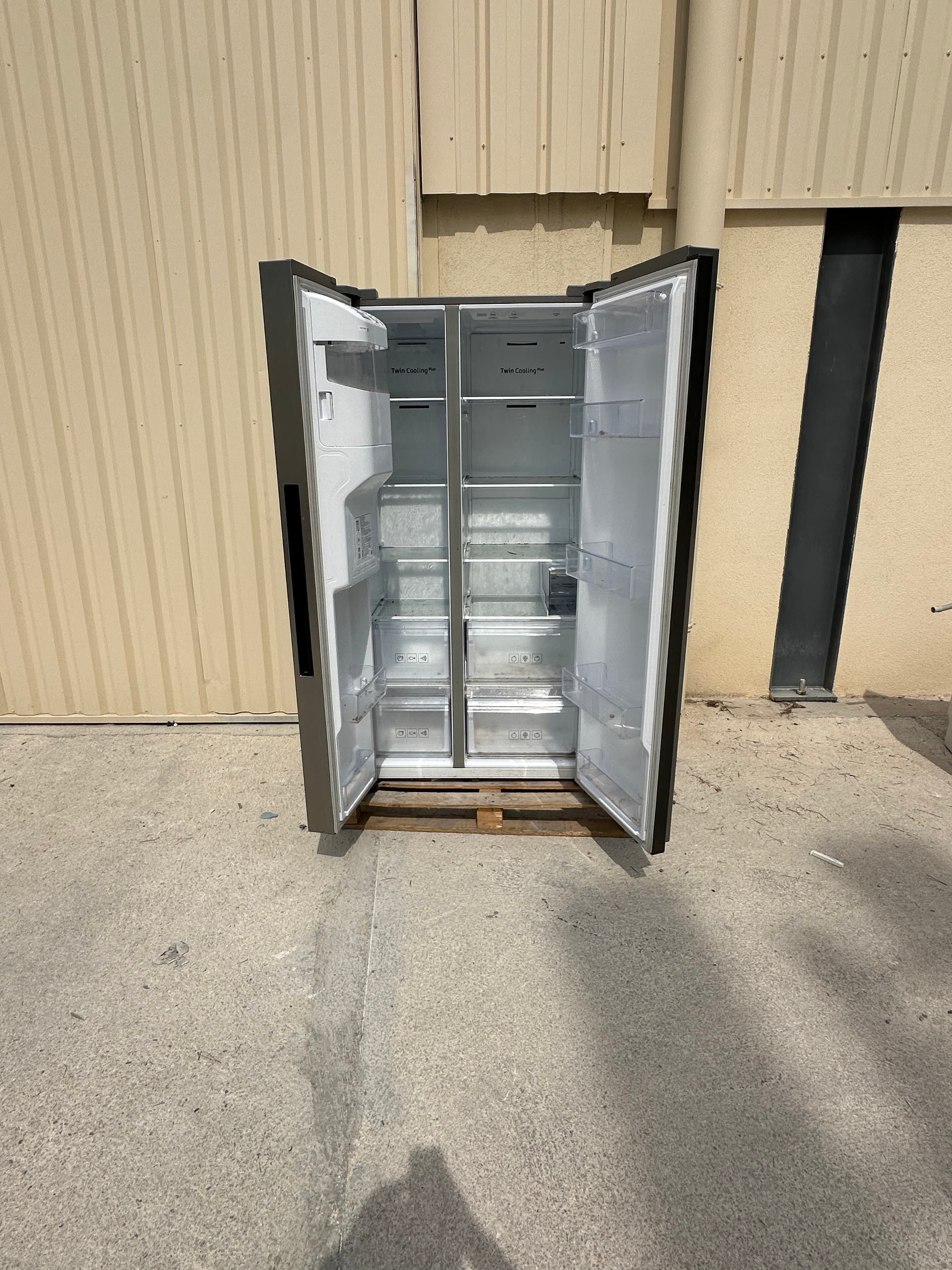 Frigo Américain SAMSUNG No Frost, Eau Fraîche et Glaçons GARANTIE 1 AN
