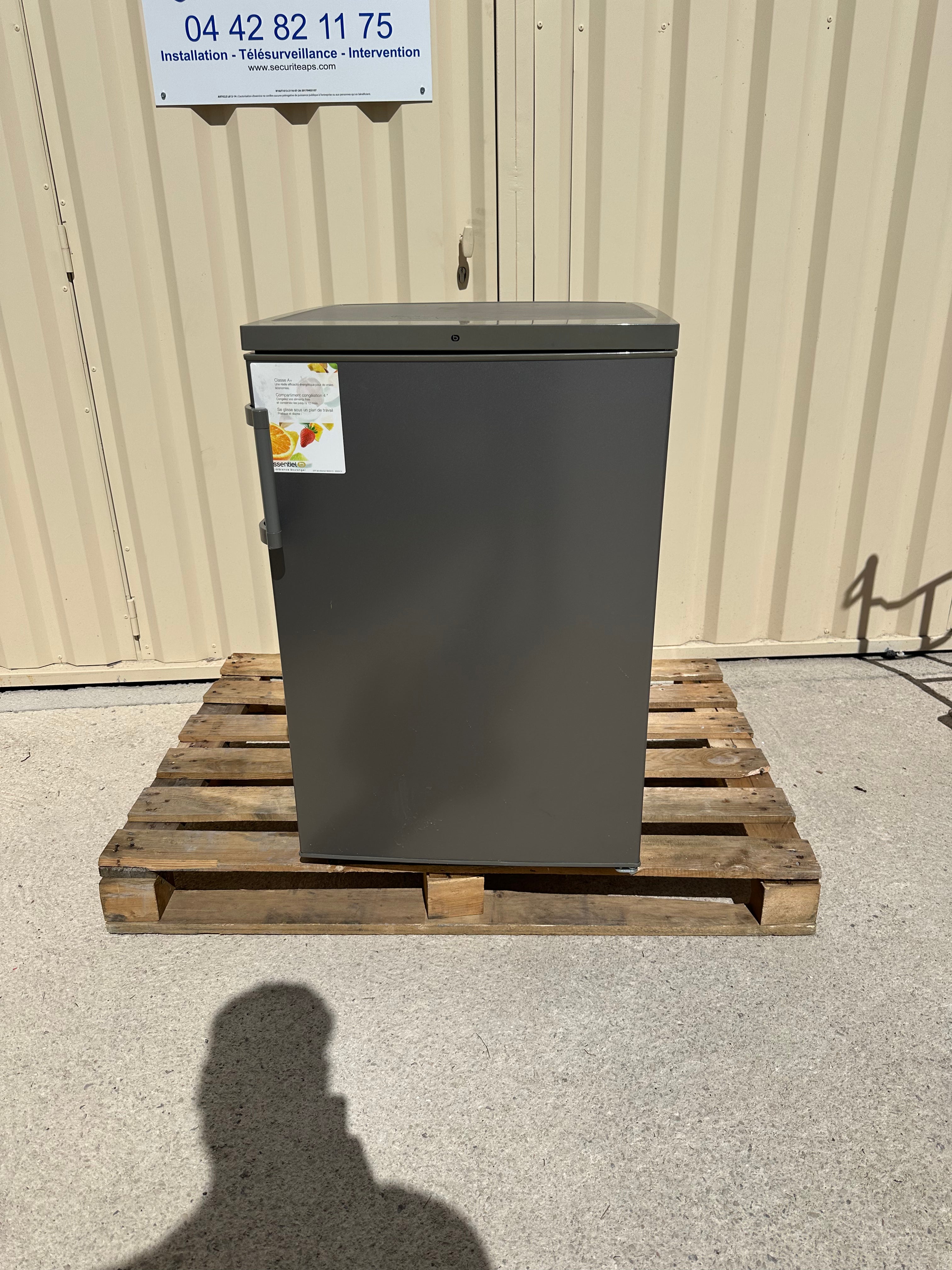 Frigo Top ESSENTIEL B NEUF ( Jamais Servi ) Garantie 1 An