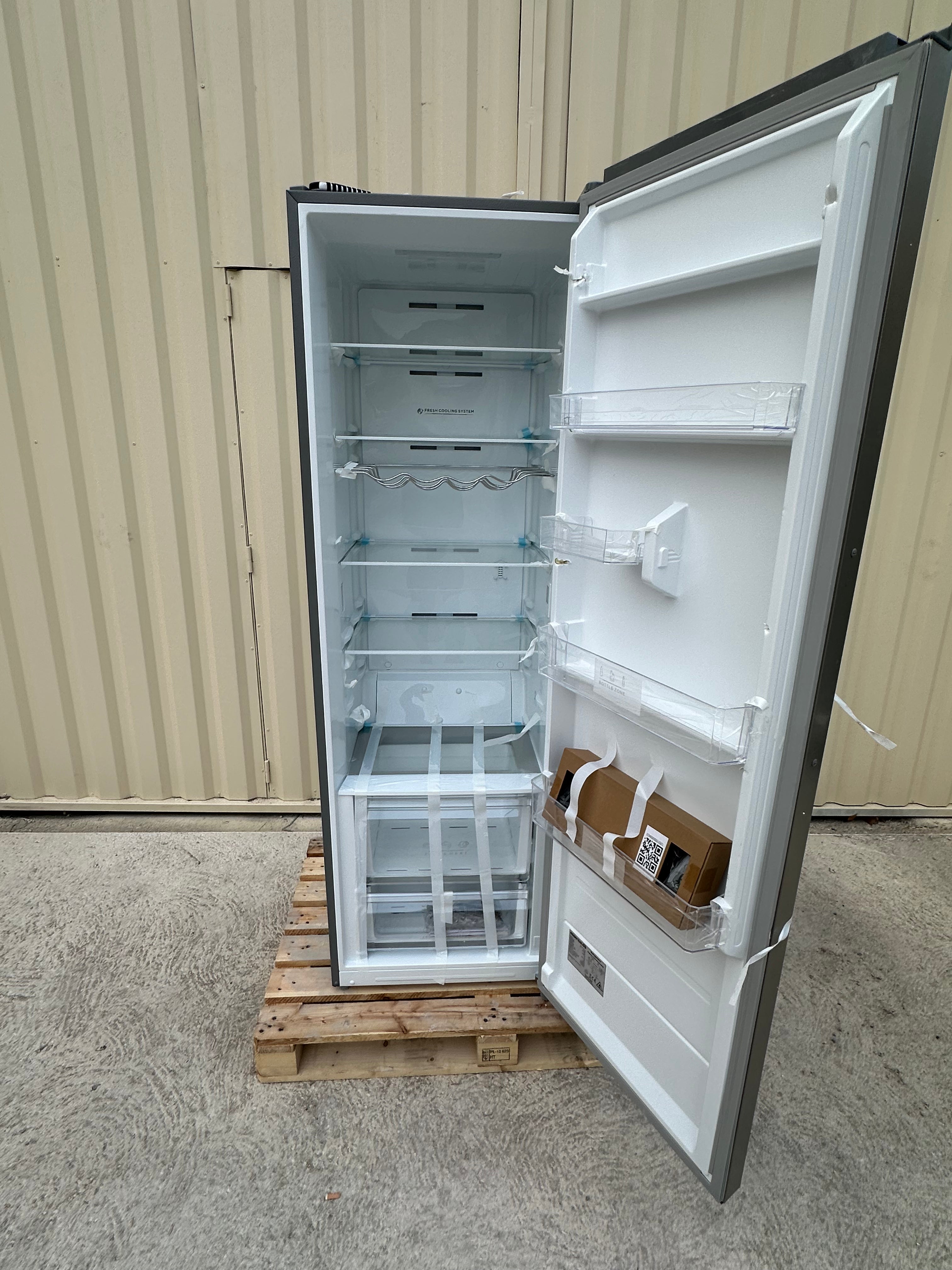 Frigo Simple ESSENTIEL B No Frost NEUF ( Avec Défaut d’Aspect ) GARANTIE 1 AN