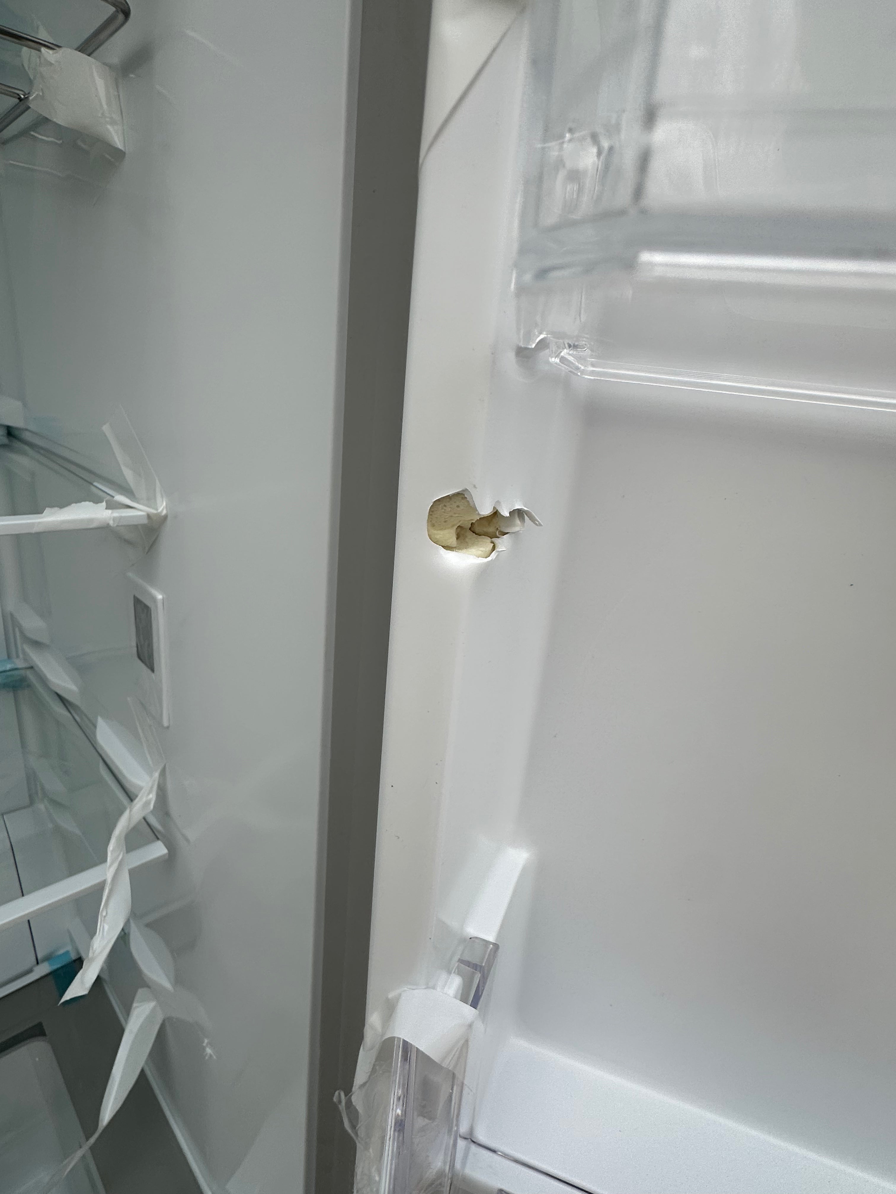 Frigo Simple ESSENTIEL B No Frost NEUF ( Avec Défaut d’Aspect ) GARANTIE 1 AN