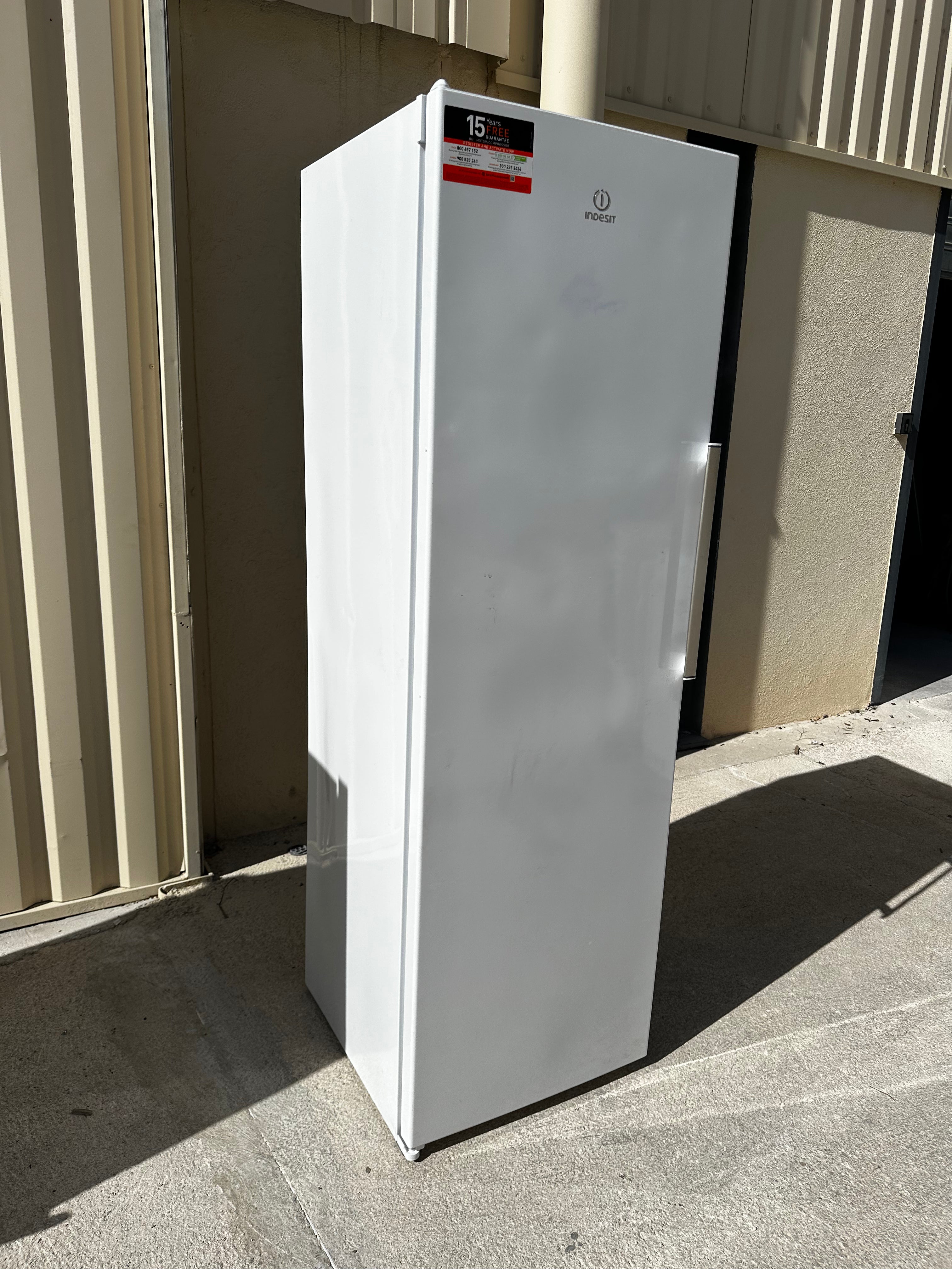 Congélateur Armoire INDESIT No Frost GARANTIE 1 AN