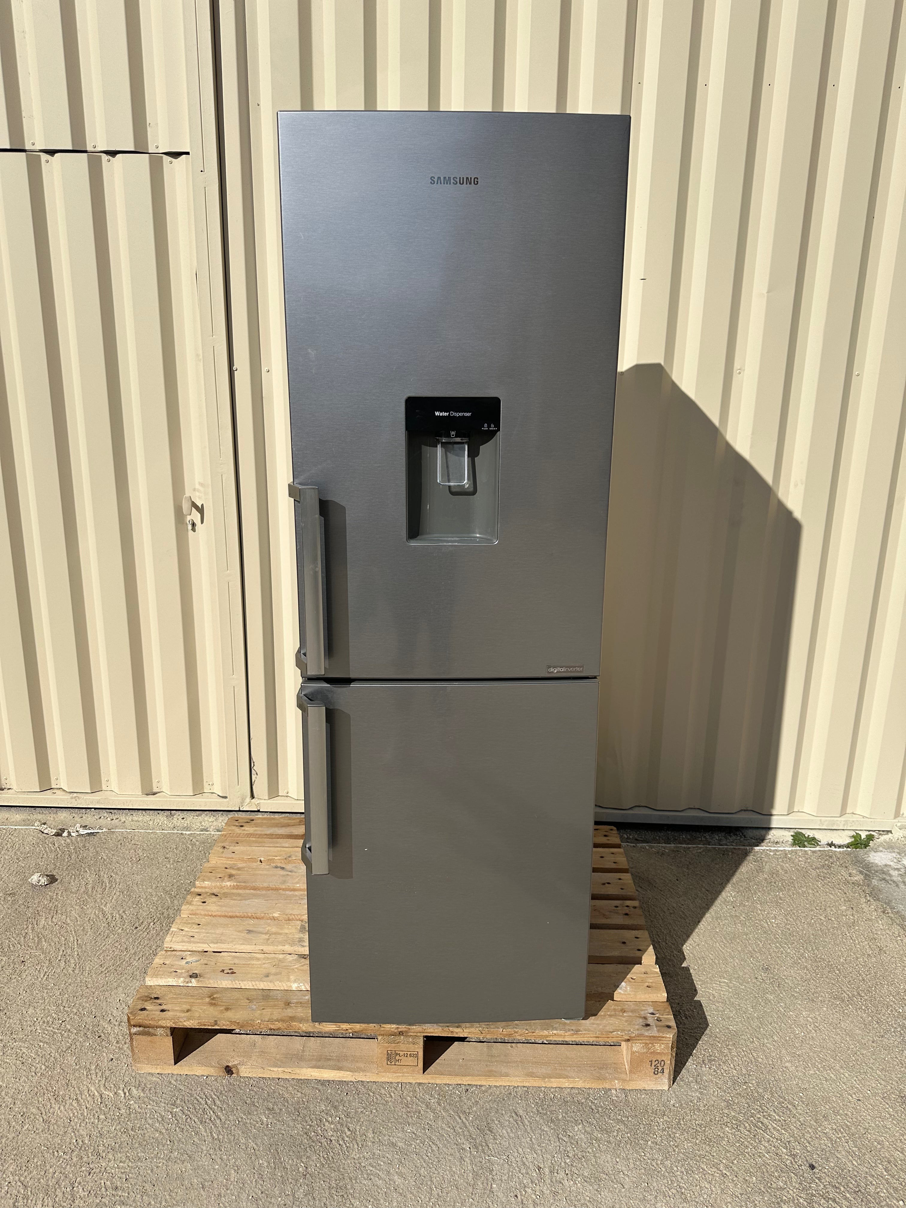 Frigo Combiné SAMSUNG No Frost Et Distributeur d’Eau GARANTIE 6 MOIS