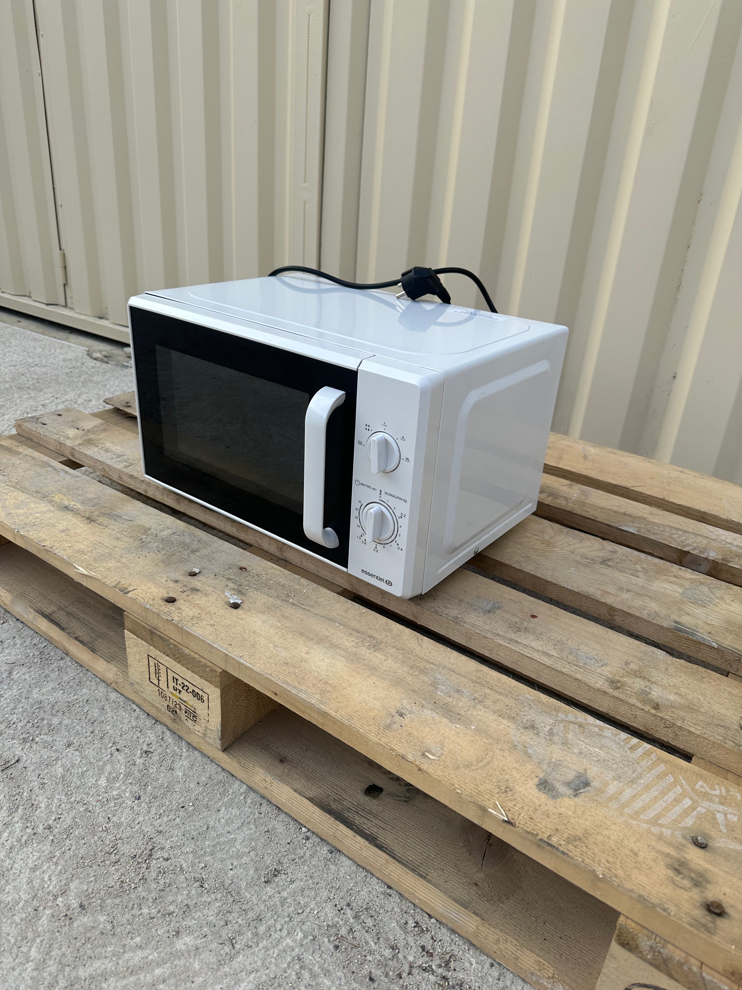 Micro-Ondes ESSENTIEL B Garantie 6 Mois