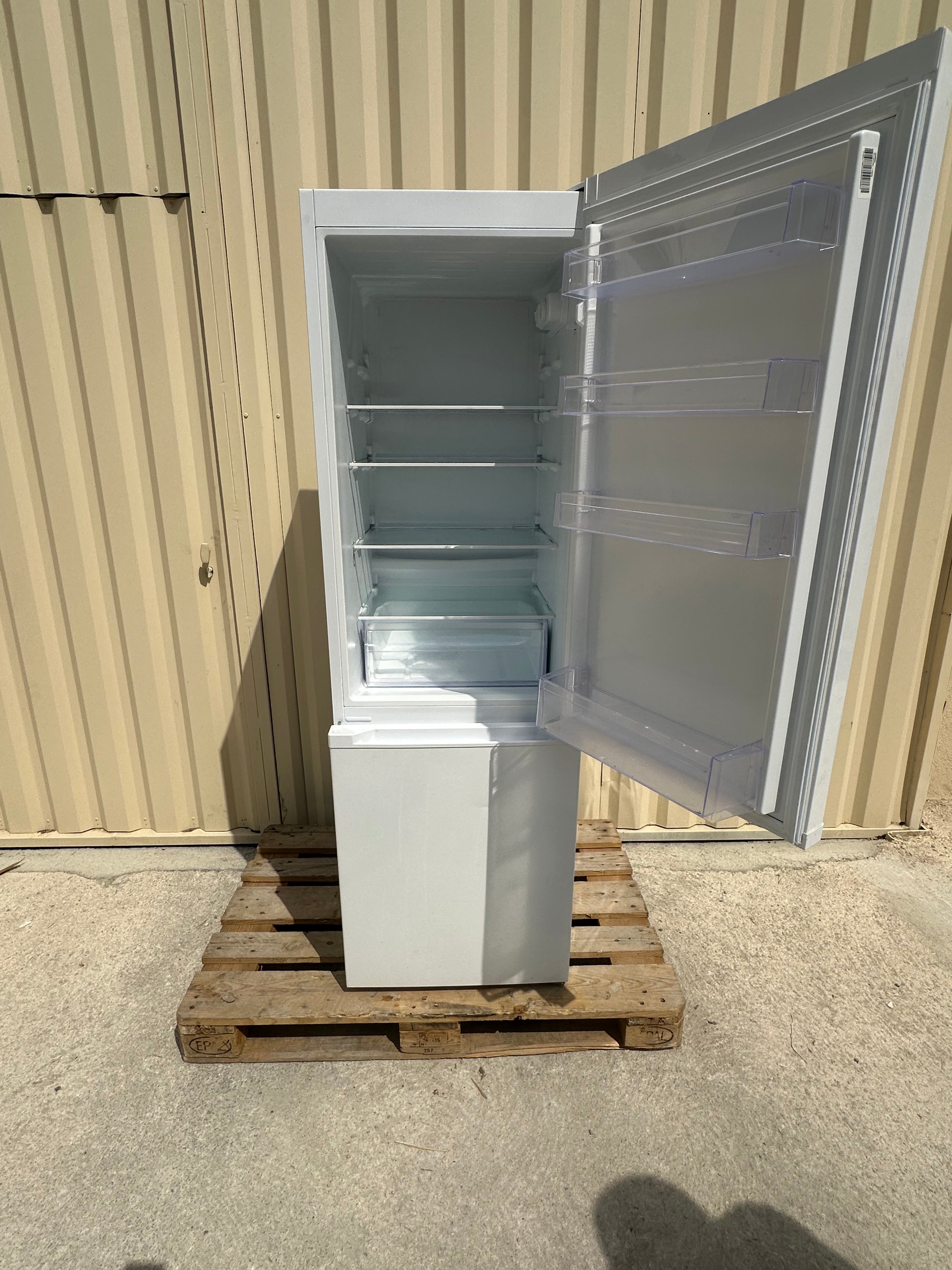 Frigo combiné VALBERG Garantie 1 An